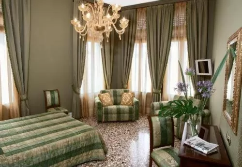 Photo of the whole room, Bed in Ca' Gottardi