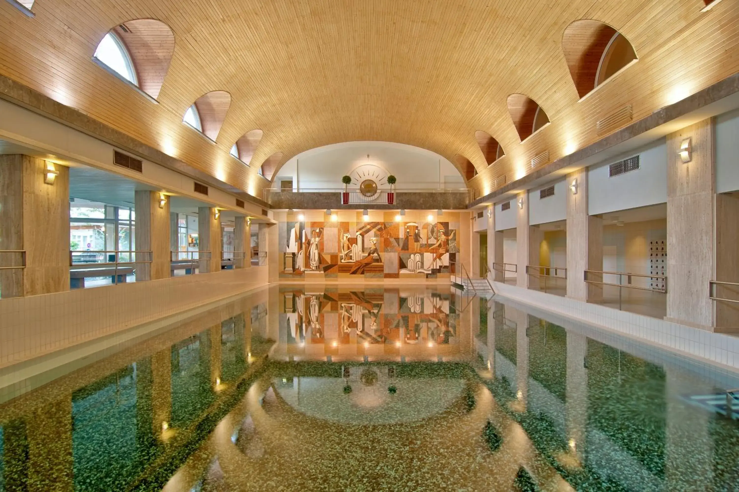 Swimming Pool in Hotel Warmbaderhof