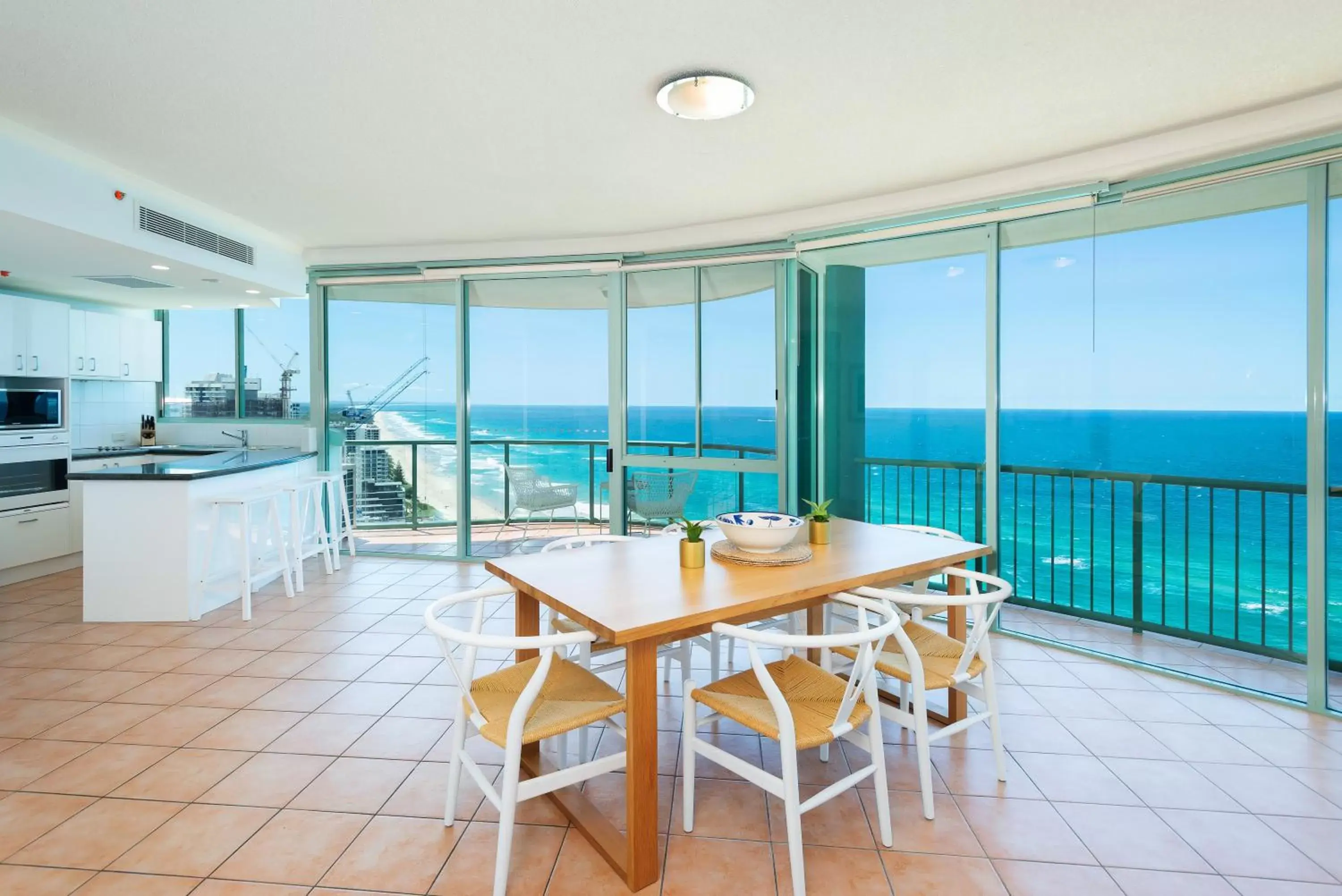 Living room, Sea View in The Waterford on Main Beach