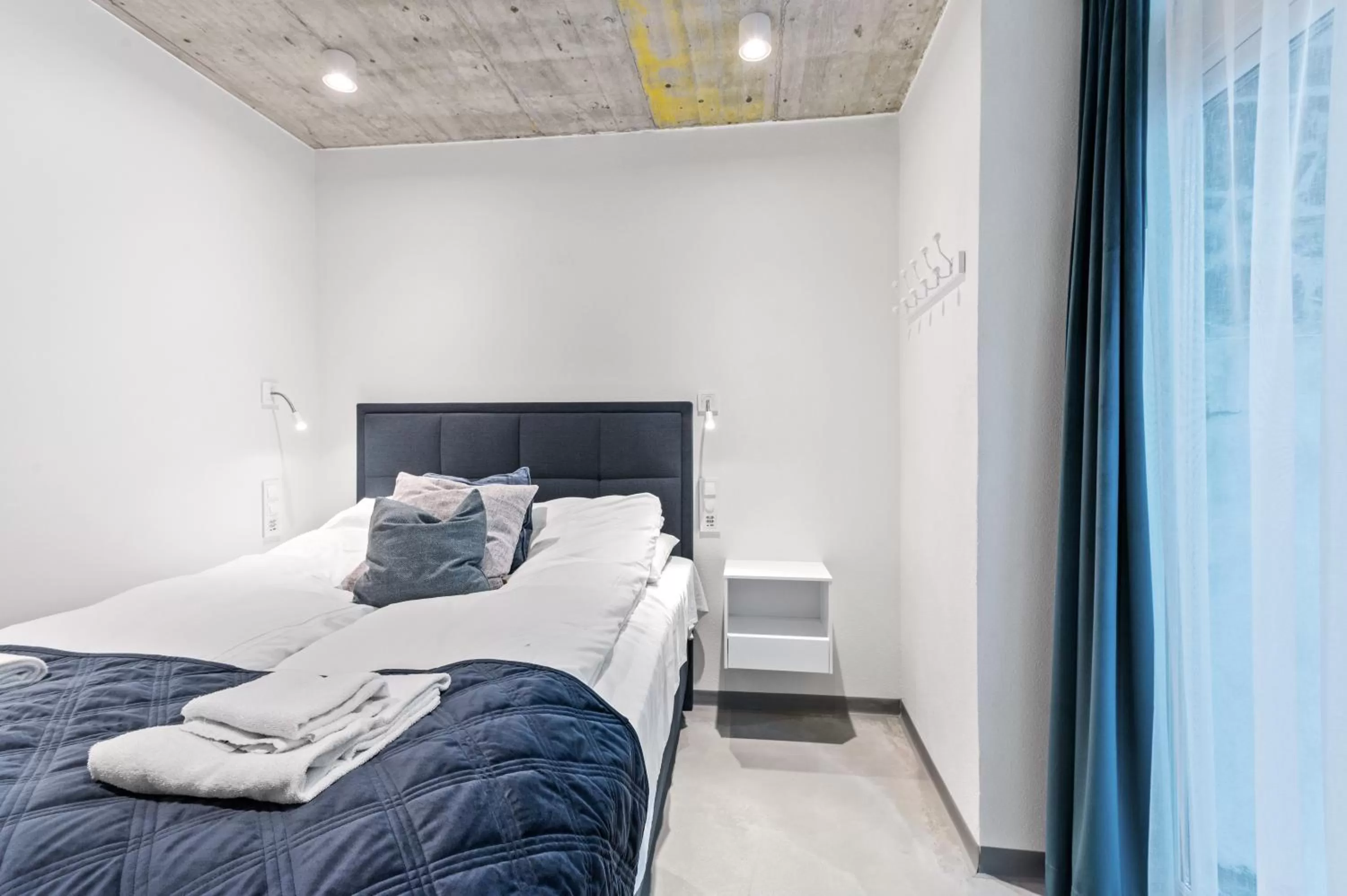 Bed in Aalesund City Apartment