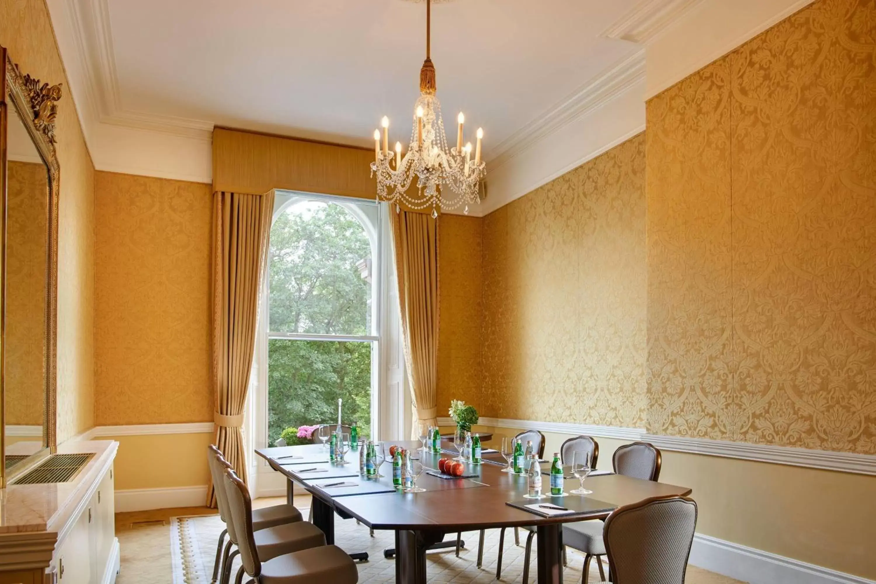 Meeting/conference room, Restaurant/Places to Eat in The Shelbourne, Autograph Collection