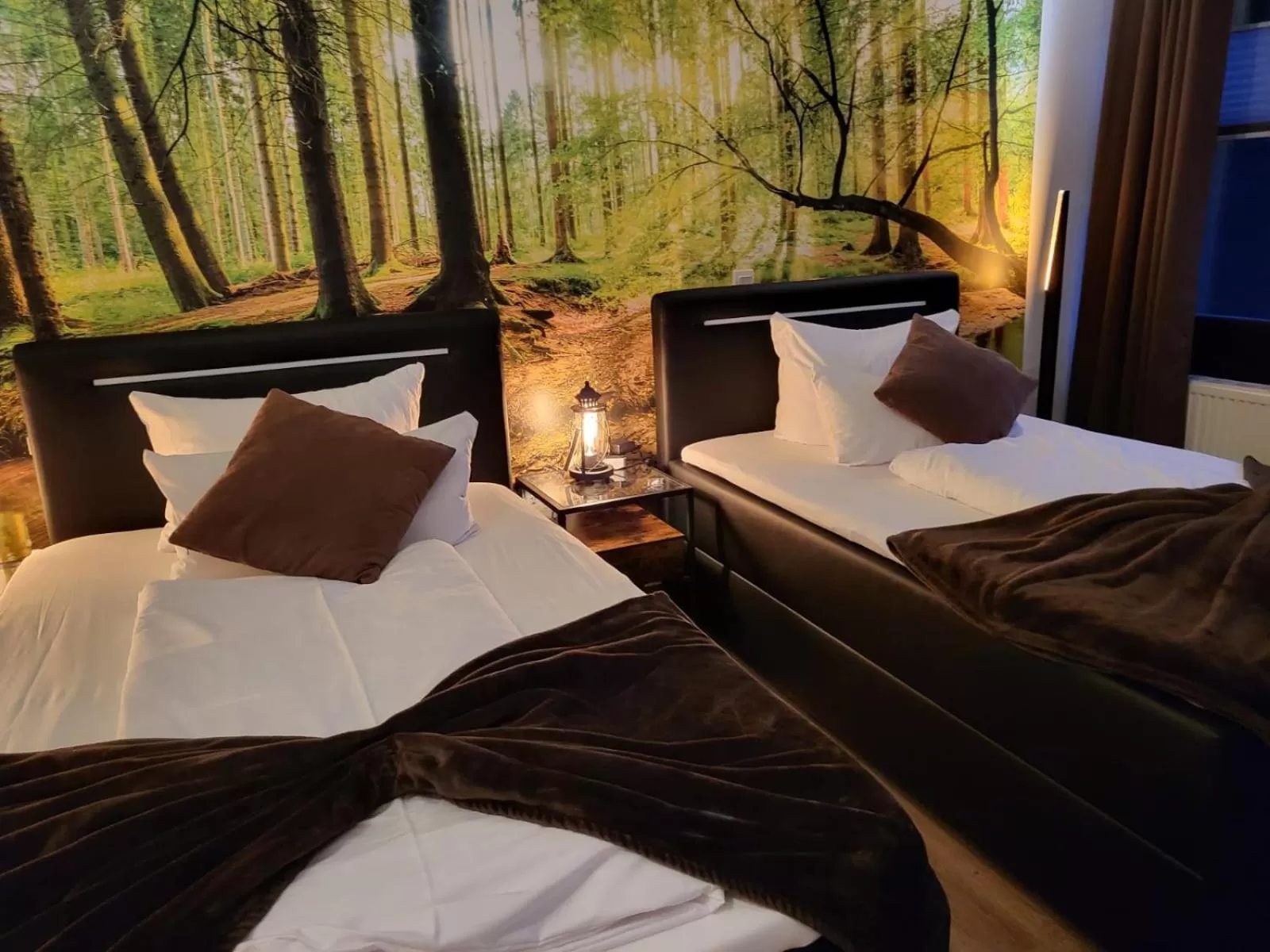 Bed in Hotel Seeblick am Sankelmarker See - Natur und Erholung