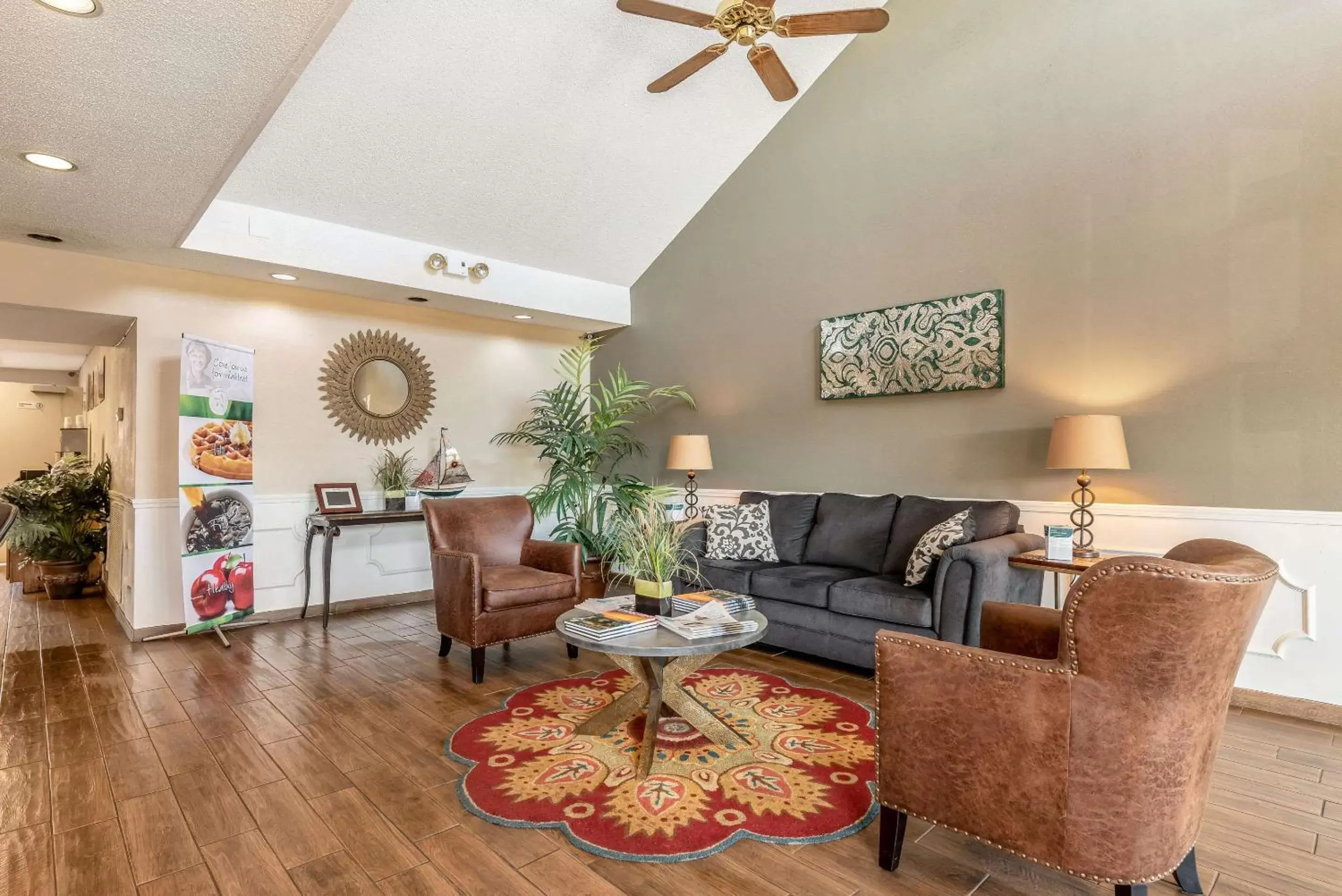 Lobby or reception, Seating Area in Quality Inn Decatur River City