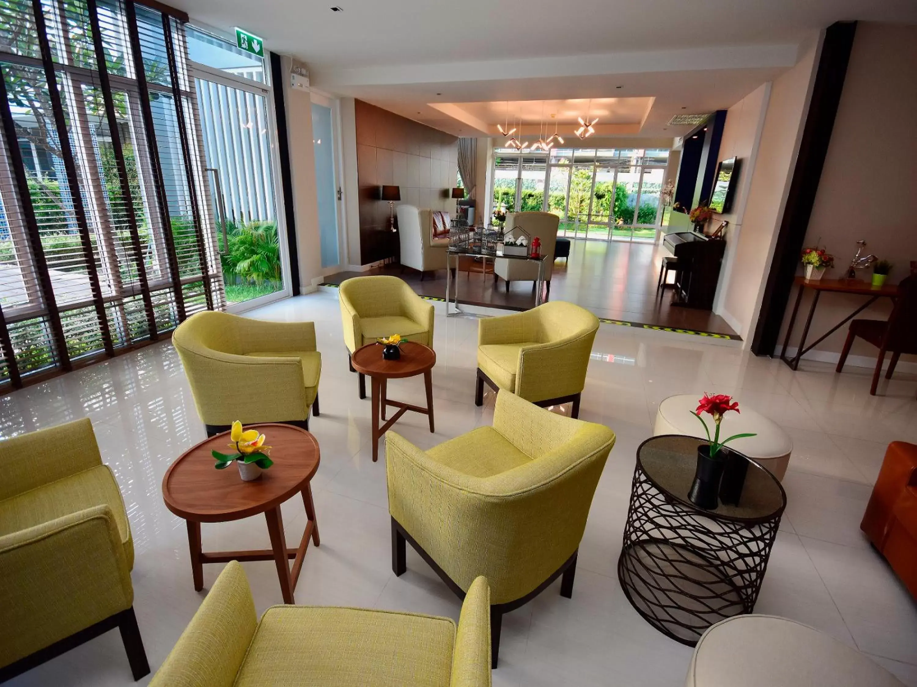 Lobby or reception, Lounge/Bar in Paeva Luxury Serviced Residence SHA