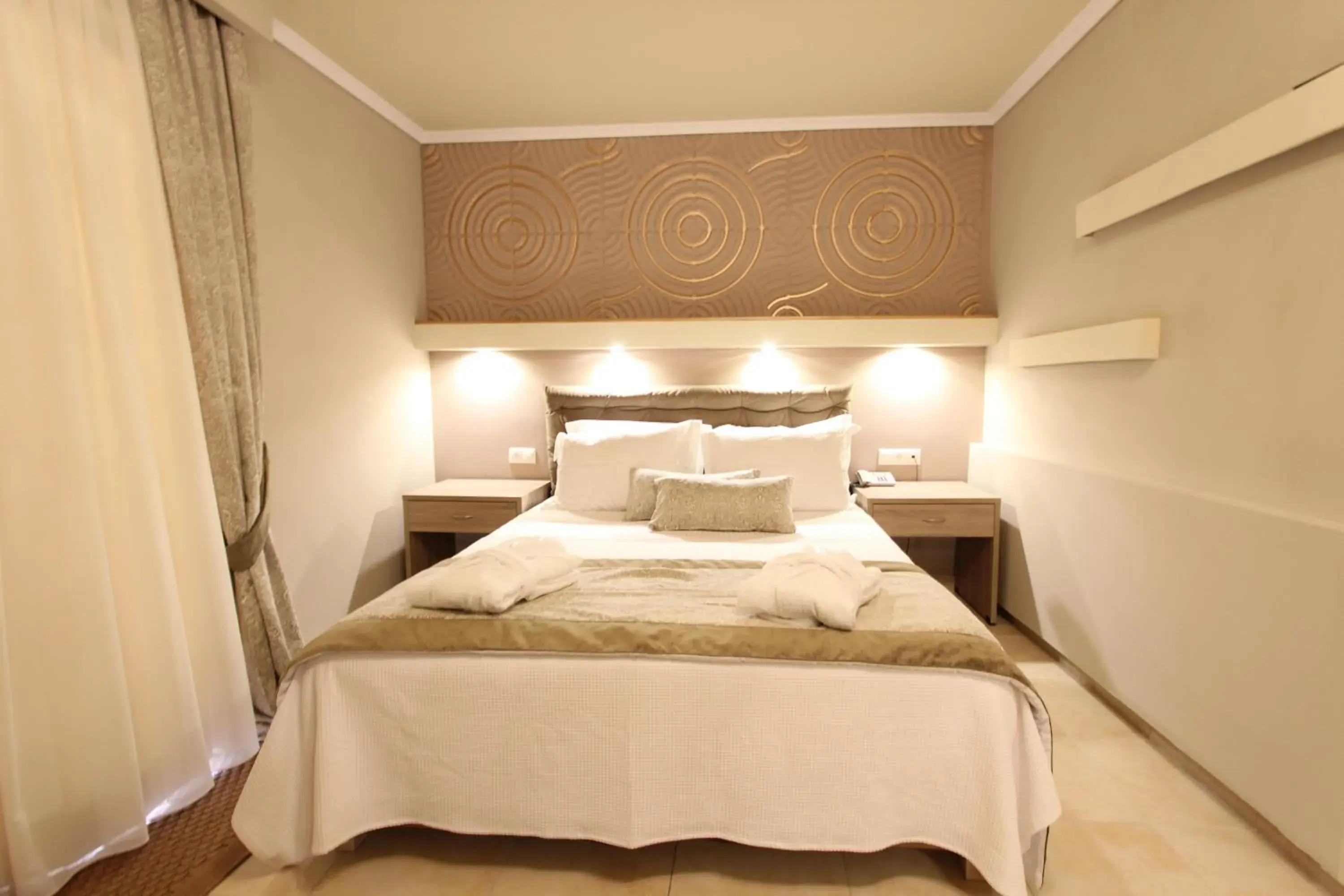 Bed in Hotel Mallas