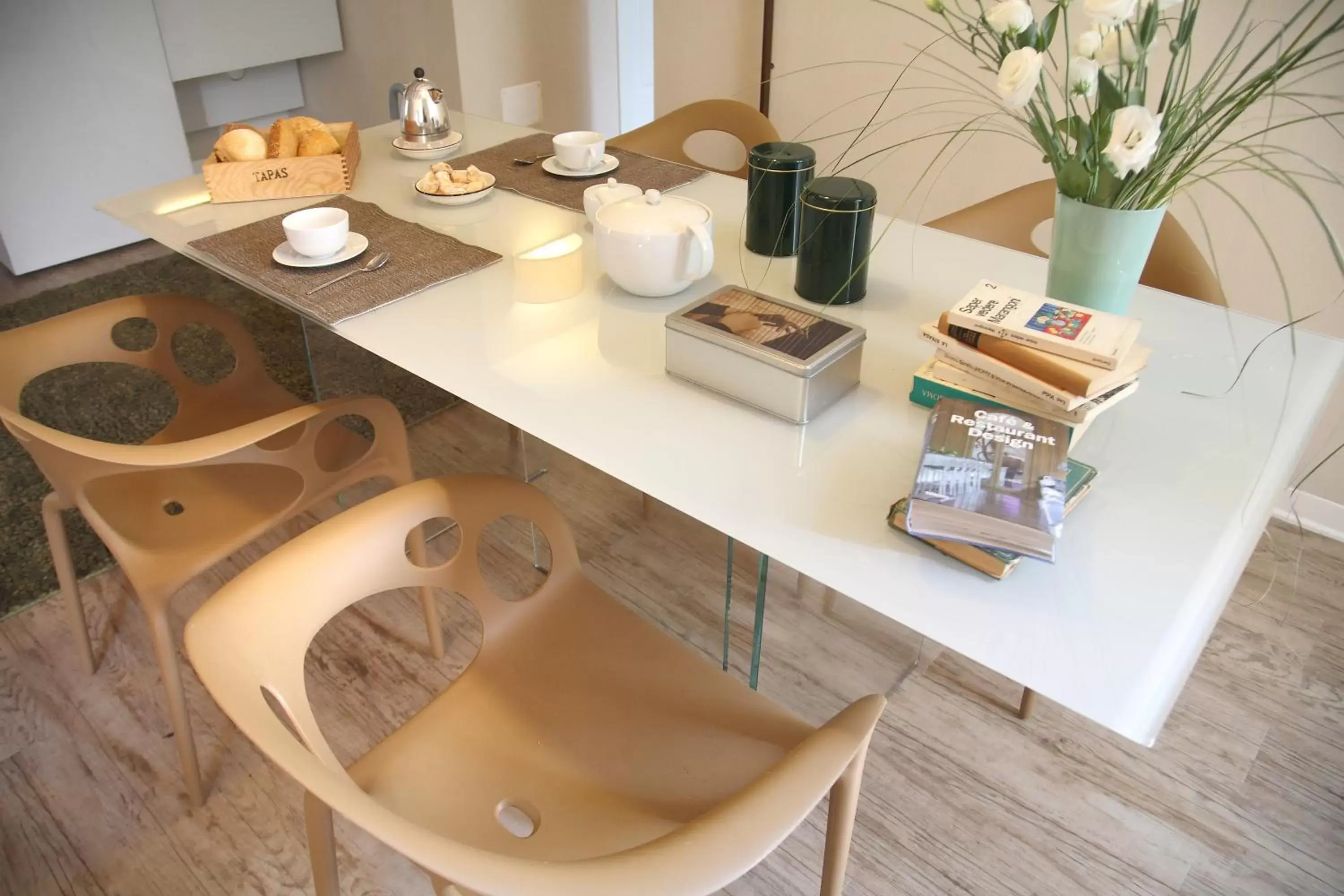 Dining area in Corte San Luca Apartments