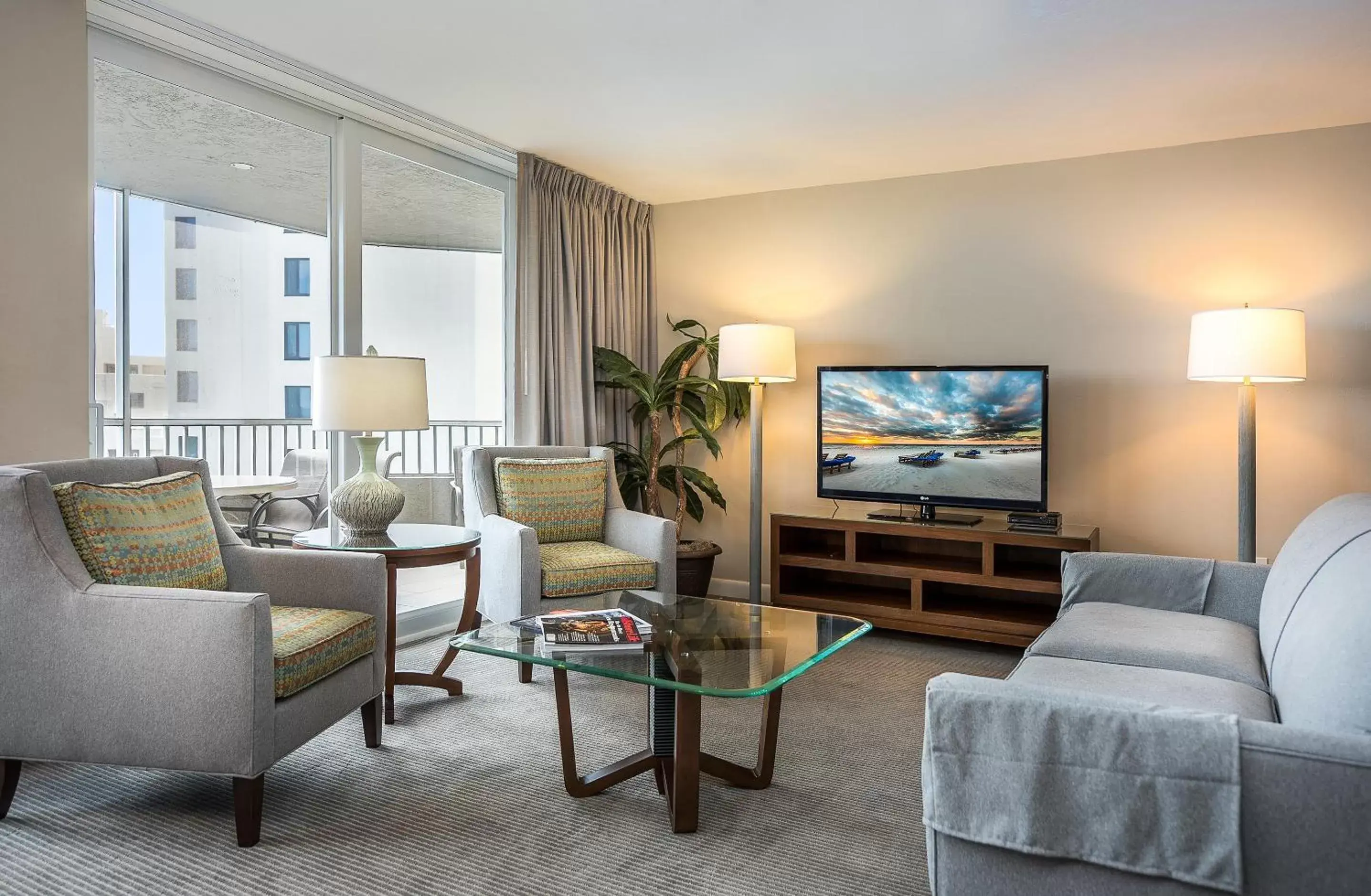 Living room, Seating Area in GullWing Beach Resort