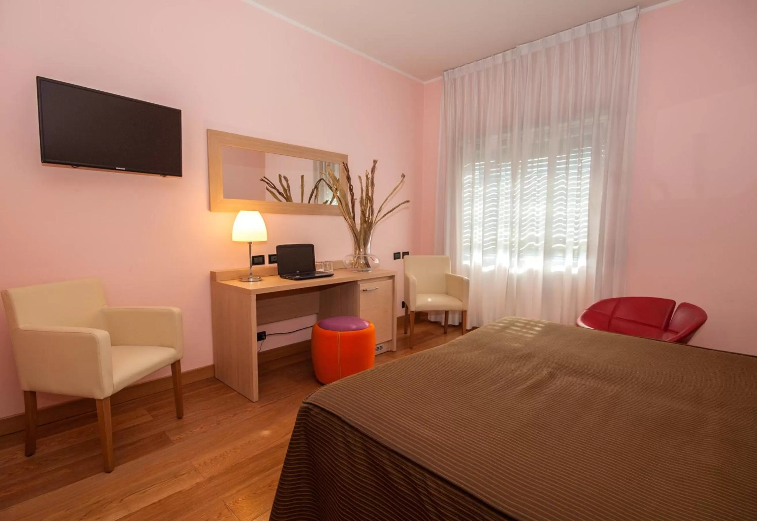 Day, Bed in Hotel La Pergola