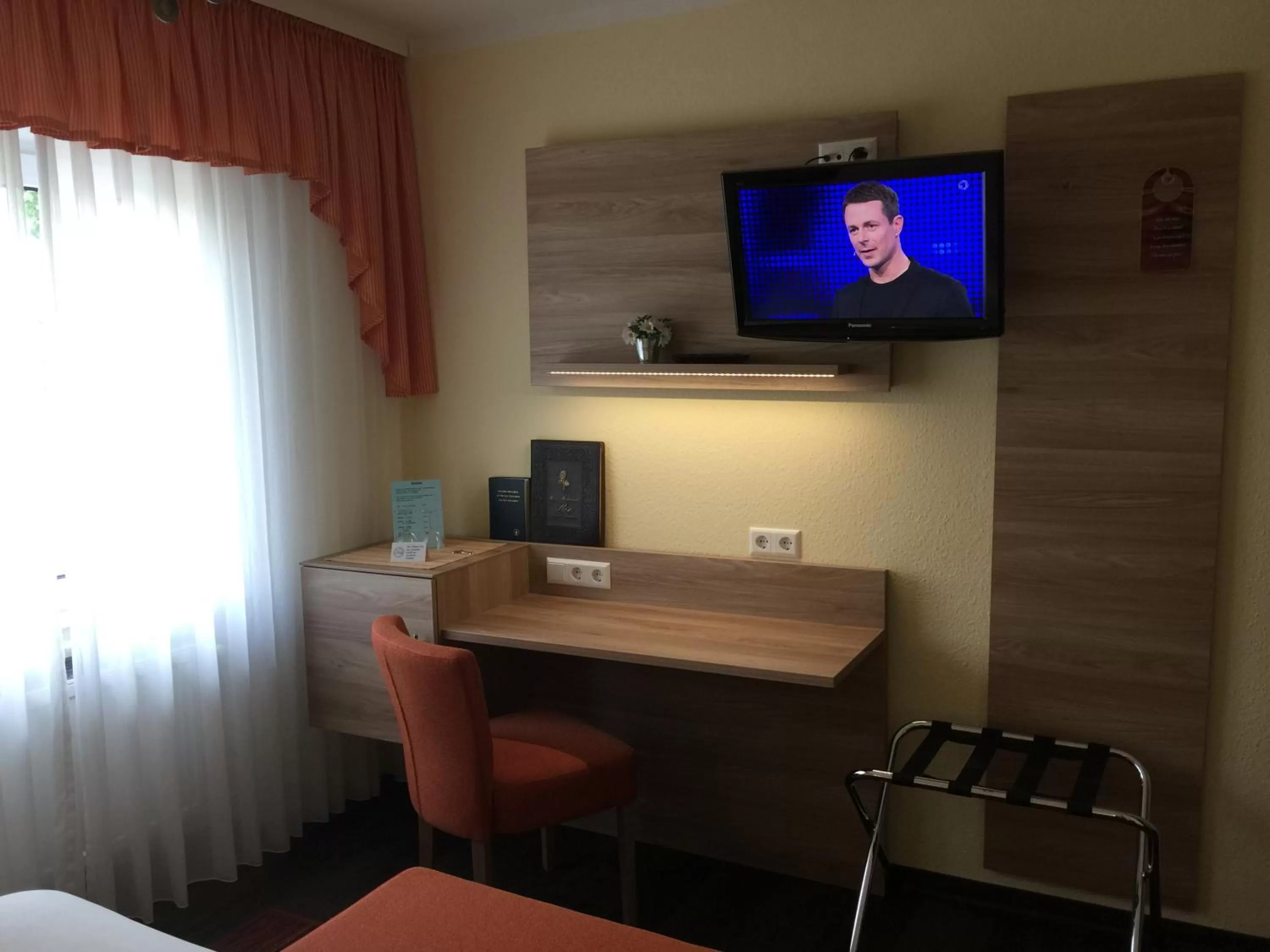 Decorative detail in Hotel Rose Heidelberg inklusive Frühstück, Saunanutzung und Parkplätze nach Verfügbarkeit