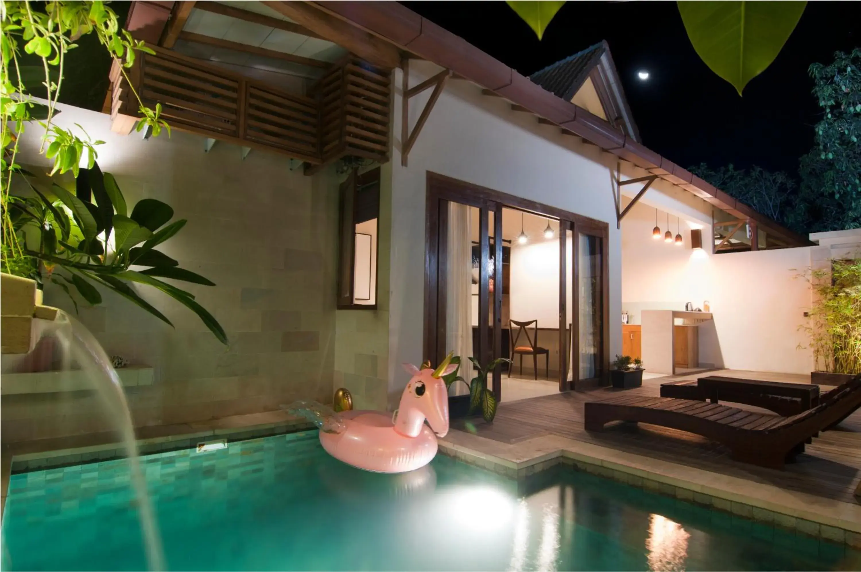 Balcony/Terrace, Swimming Pool in Ke Rensia Private Pool Villas Gili Air