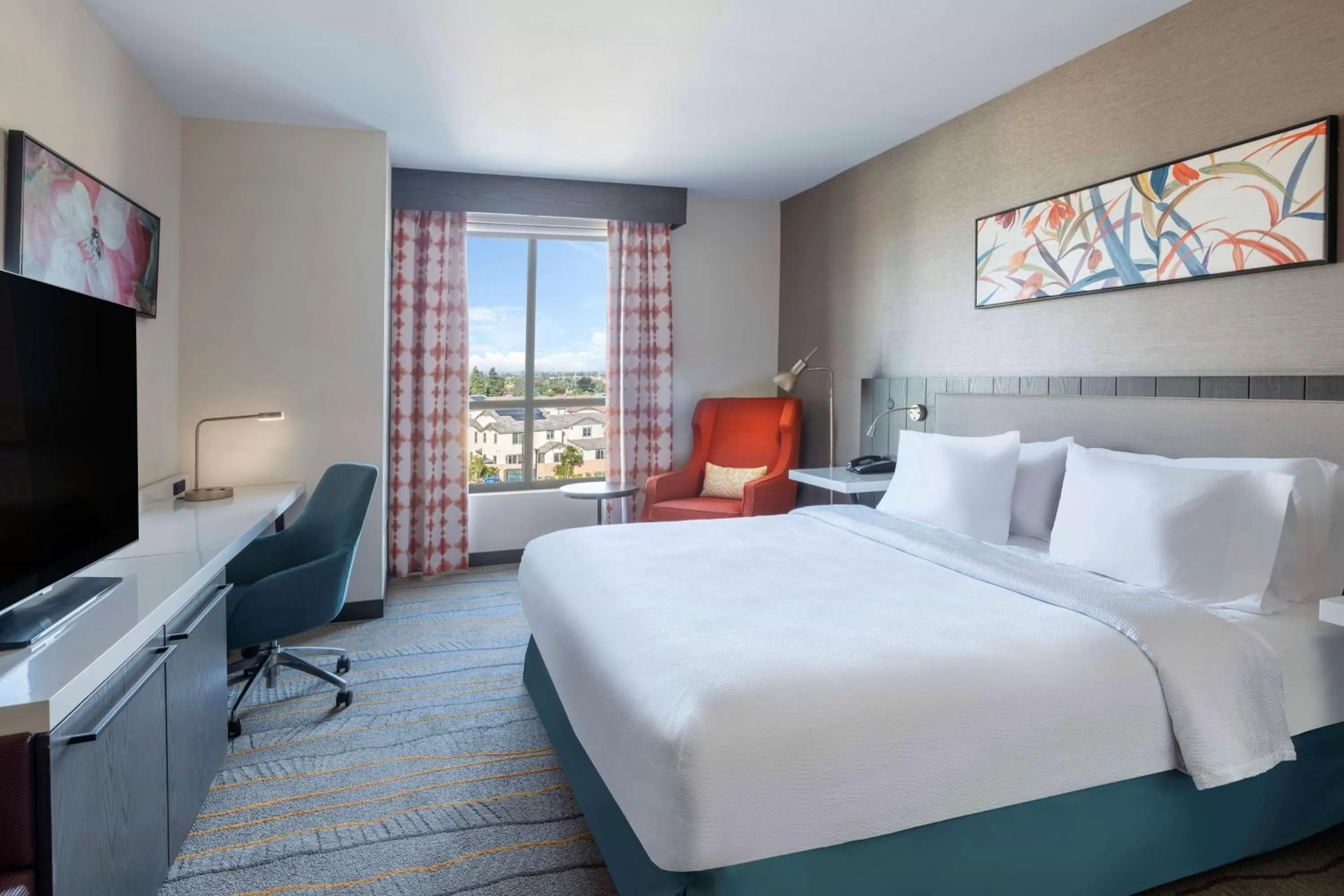 Bedroom, Bed in Hilton Garden Inn Chino Hills Pomona CA