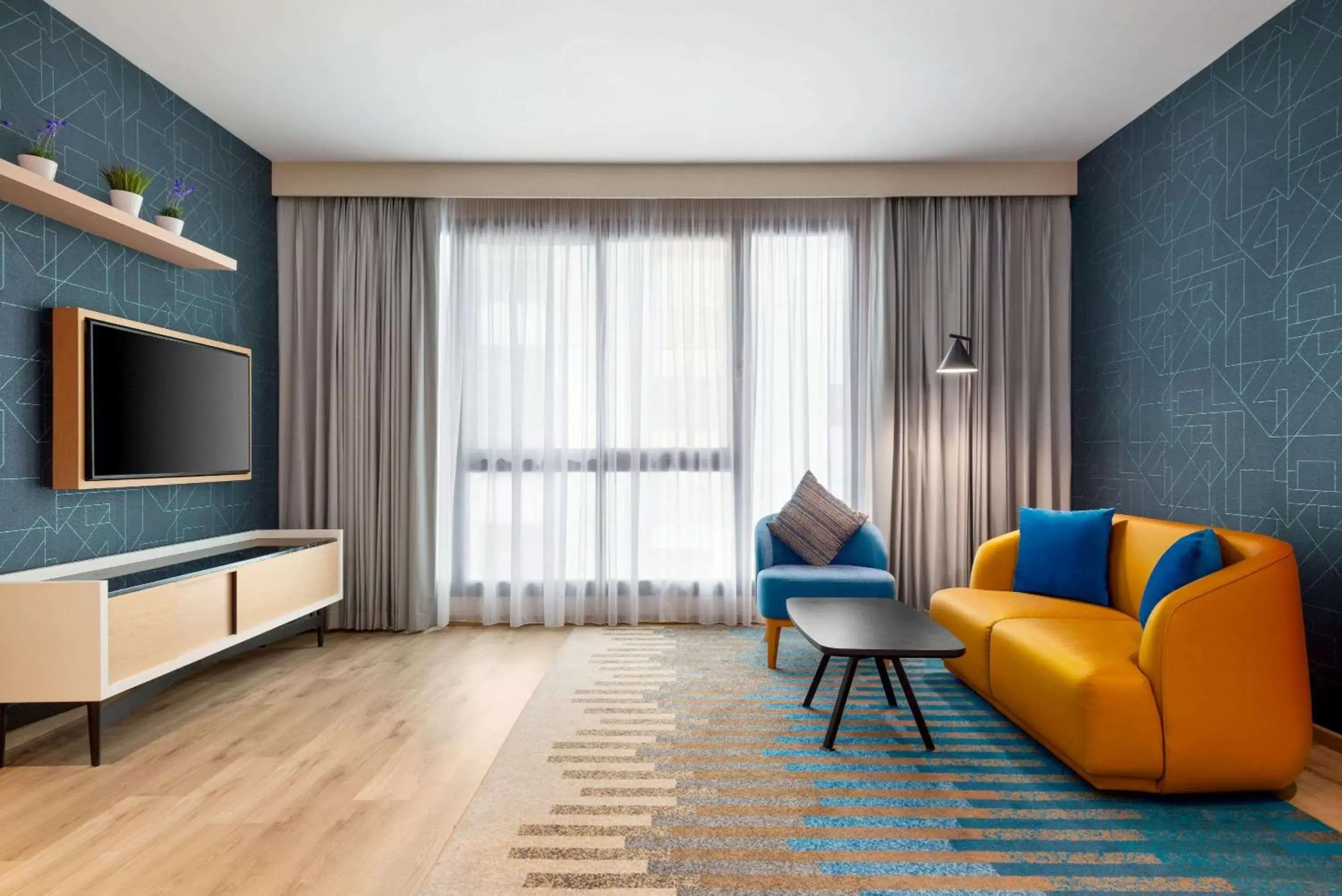 Bed in La Quinta by Wyndham Dubai Jumeirah Bed in La Quinta by Wyndham Dubai Jumeirah