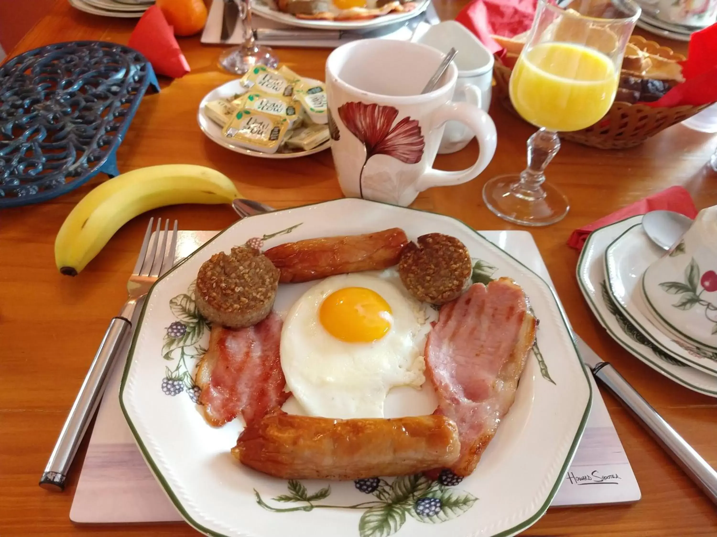 Breakfast in Grannagh Castle House