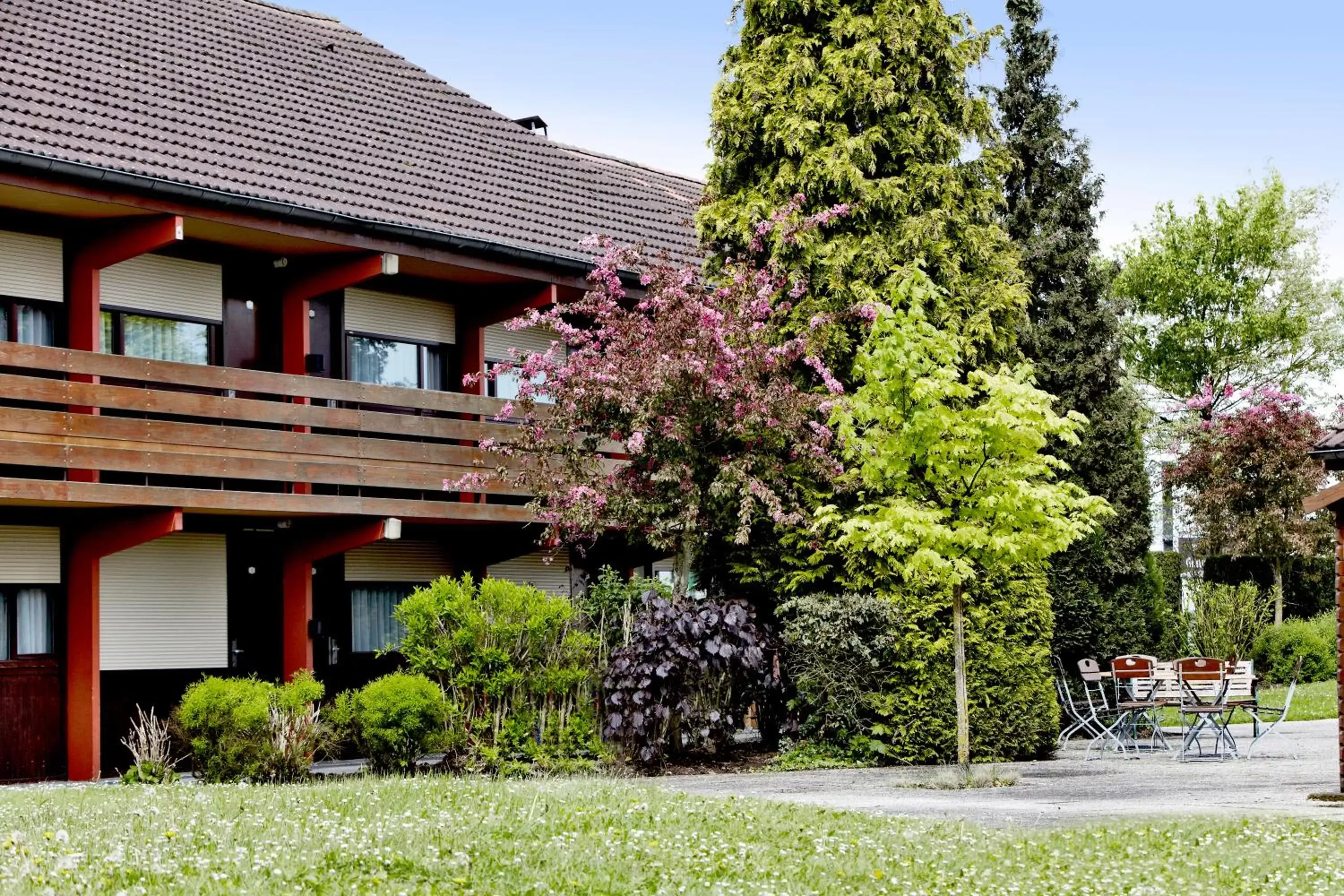 Facade/entrance, Property Building in Campanile Maubeuge