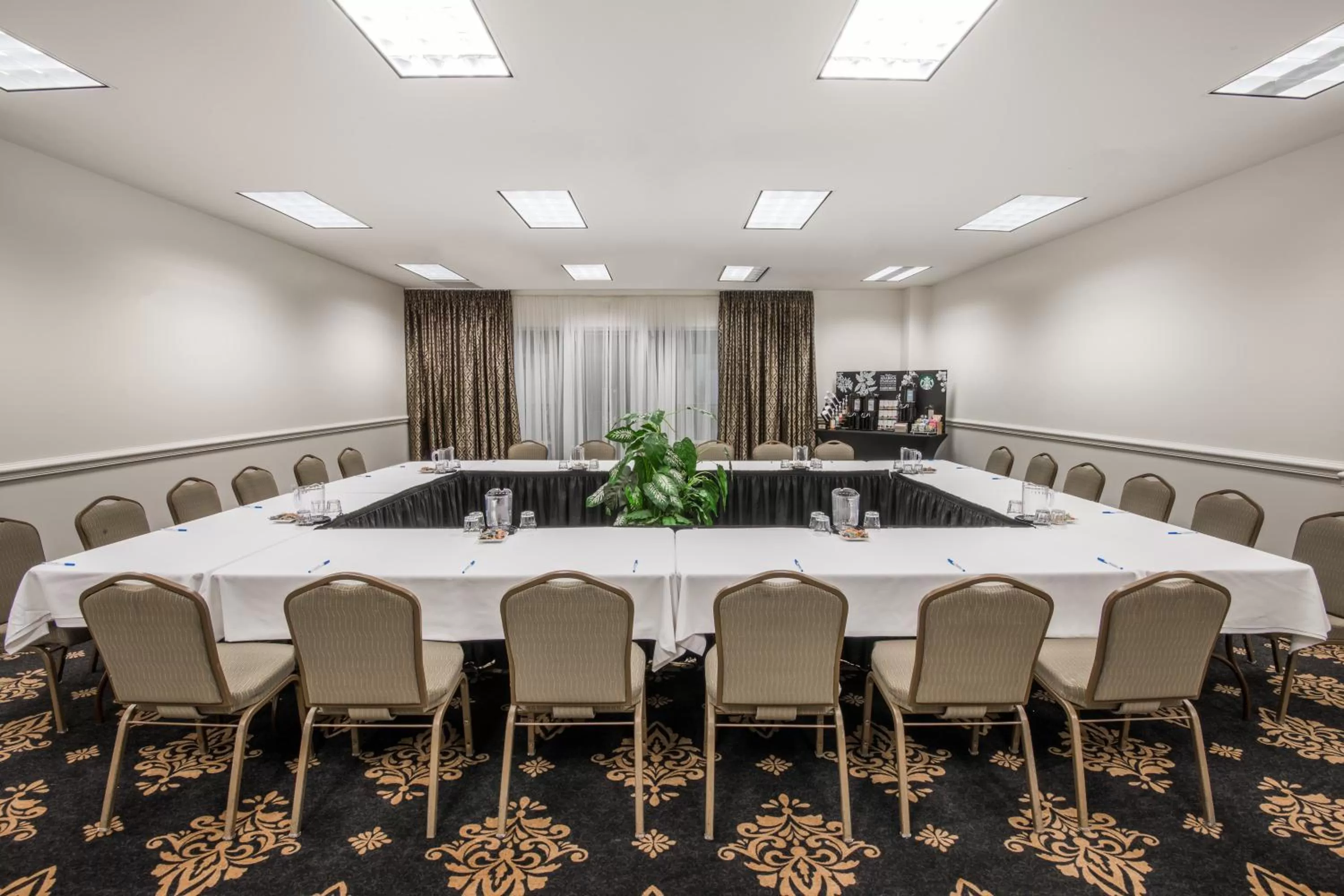 Banquet/Function facilities in The Antlers, a Wyndham Hotel