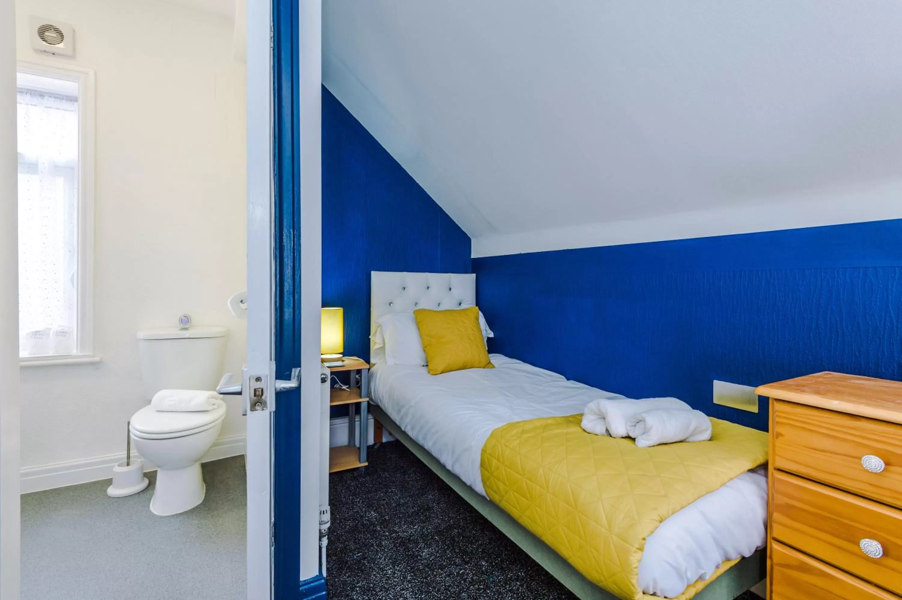 Bed in Pebbles Guest House