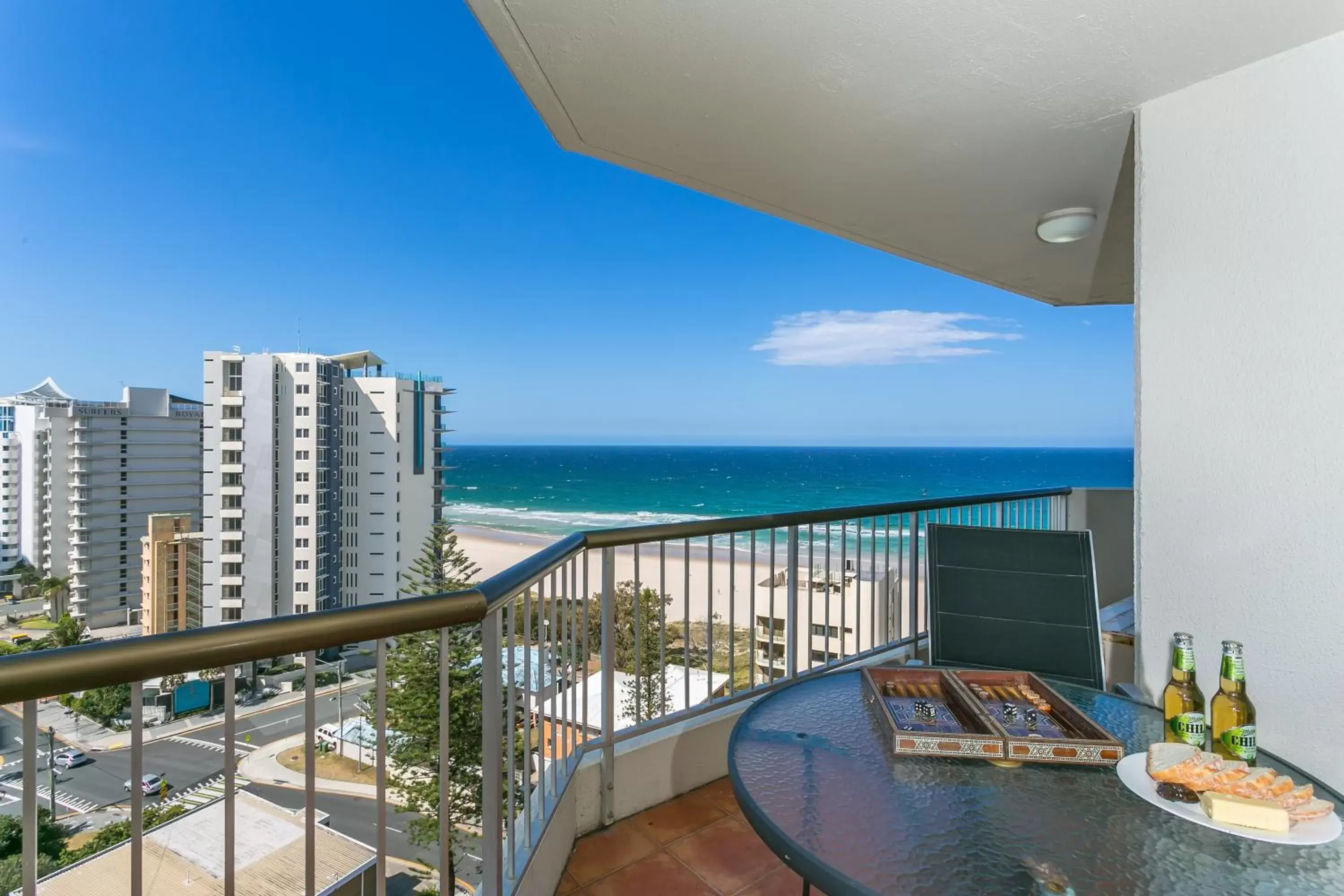 Two-Bedroom Apartment in Surfers Beachside Holiday Apartments