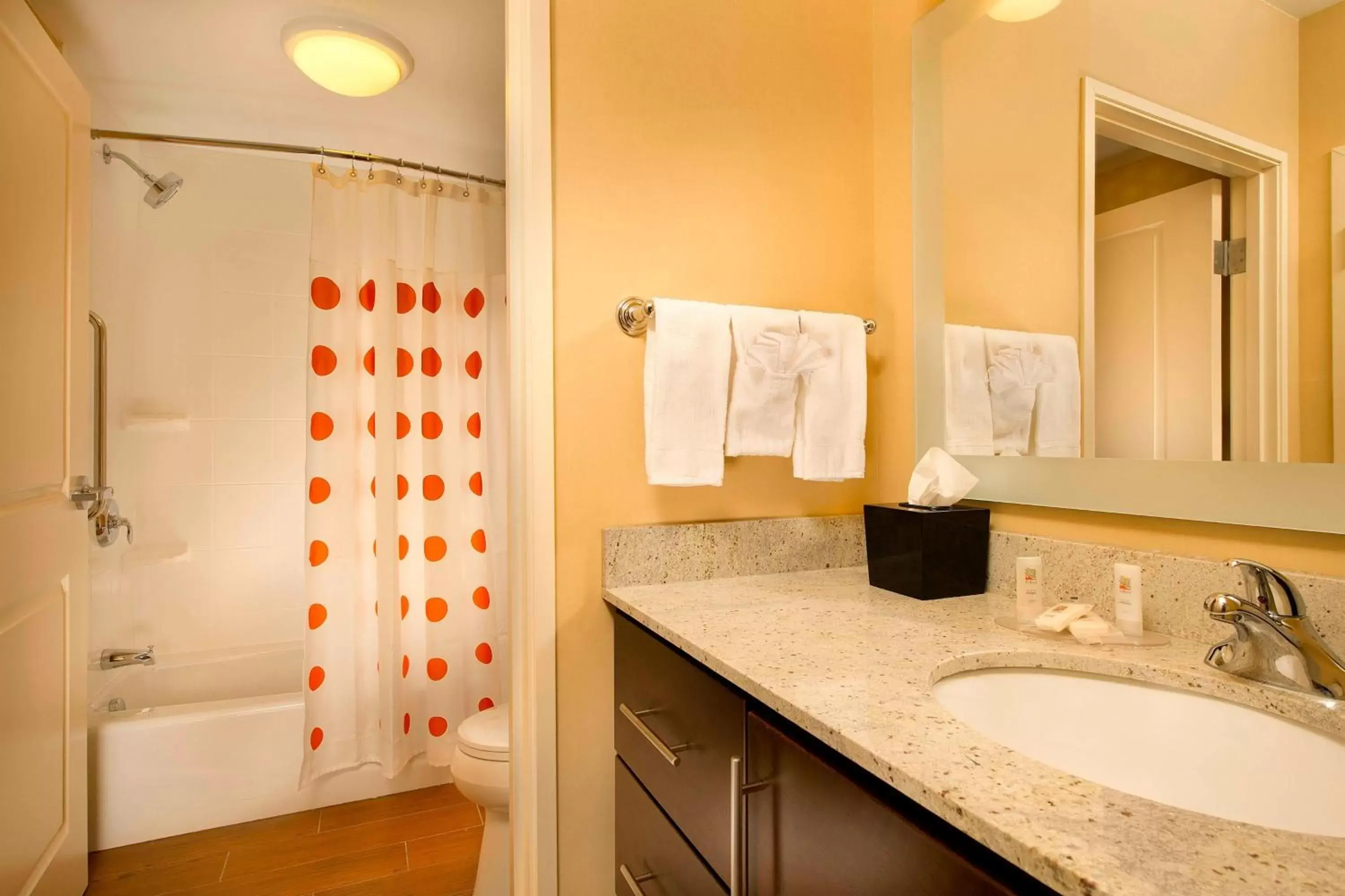 Bathroom in TownePlace Suites Bridgeport Clarksburg