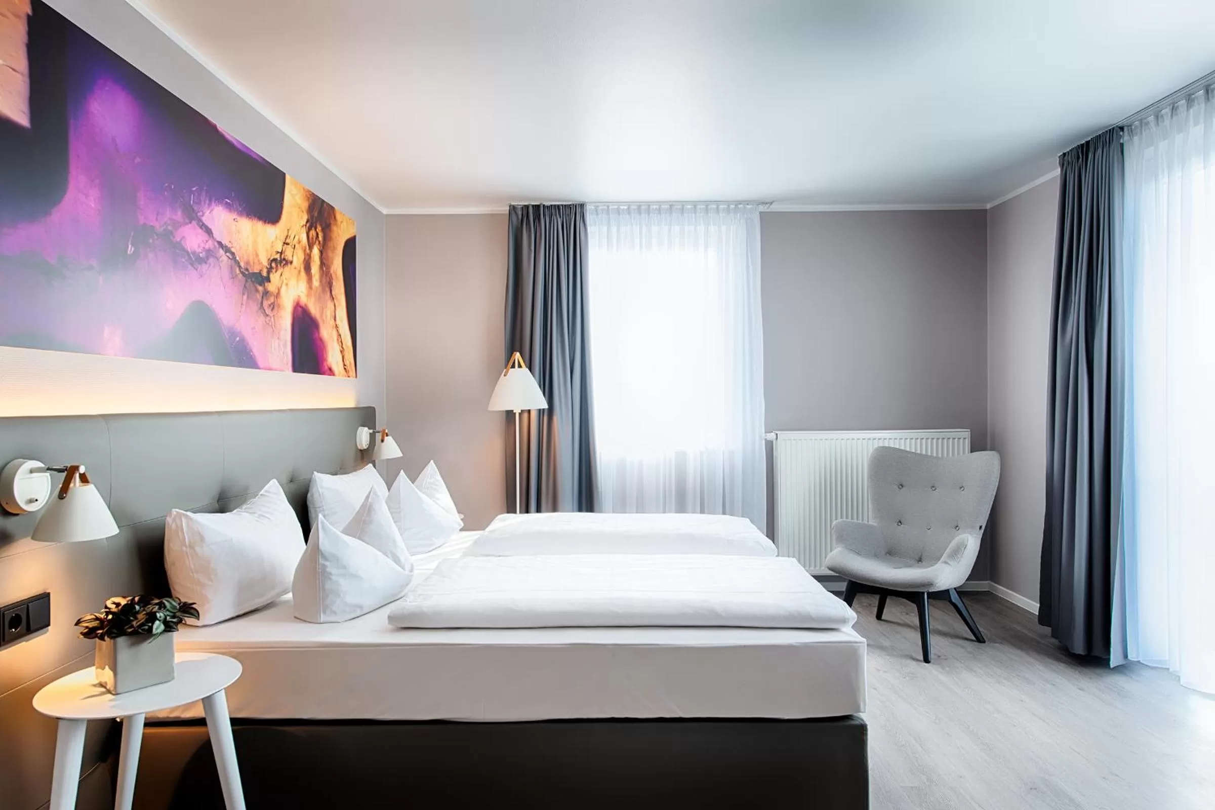 Photo of the whole room, Bed in Offenbach Plaza Hotel
