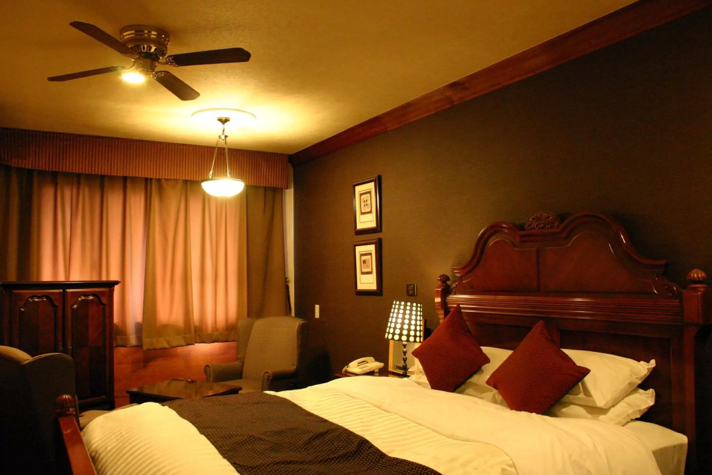 Bedroom, Bed in Hotel Gasthof
