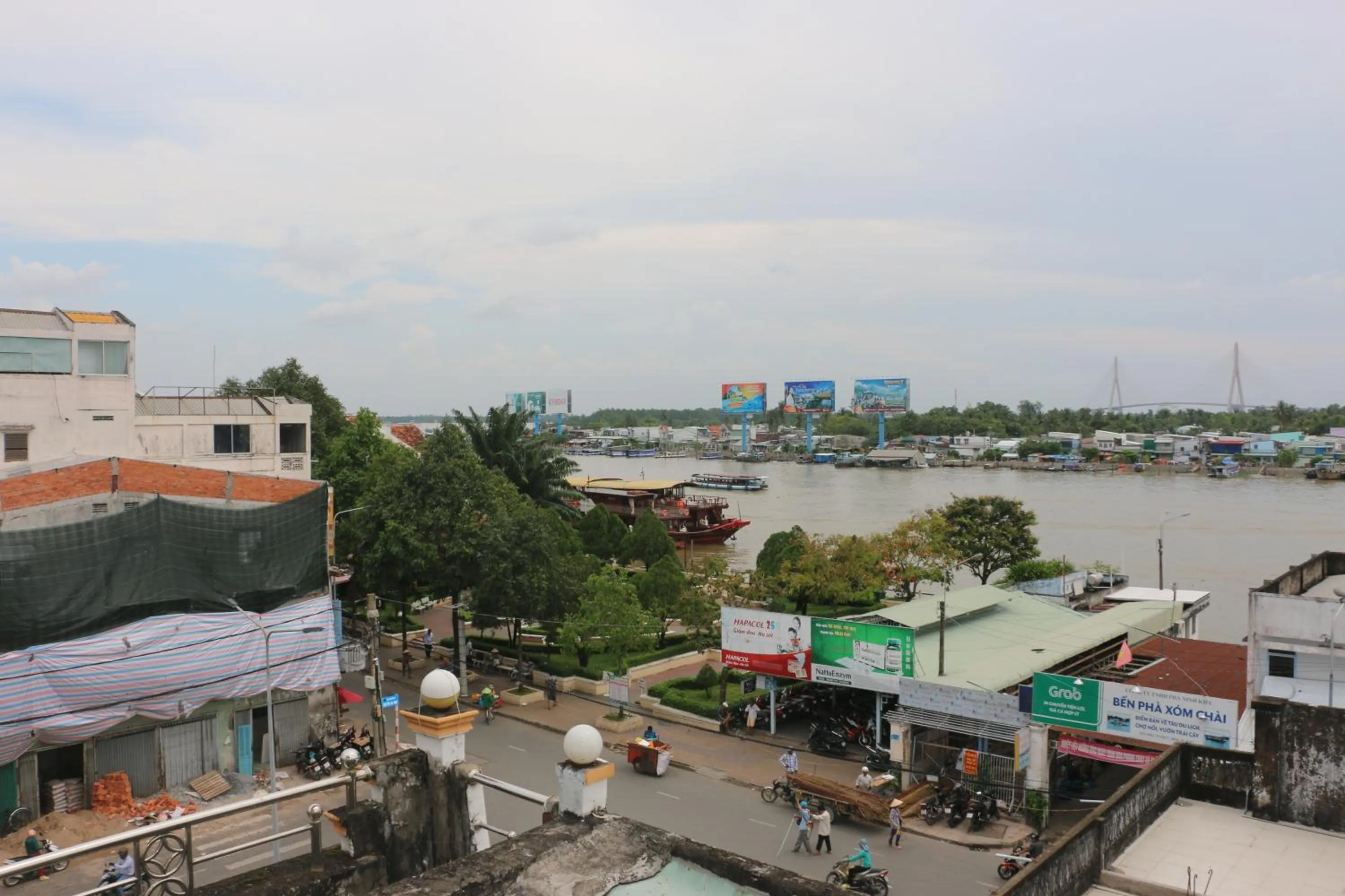 Neighbourhood in Kim Long Hotel