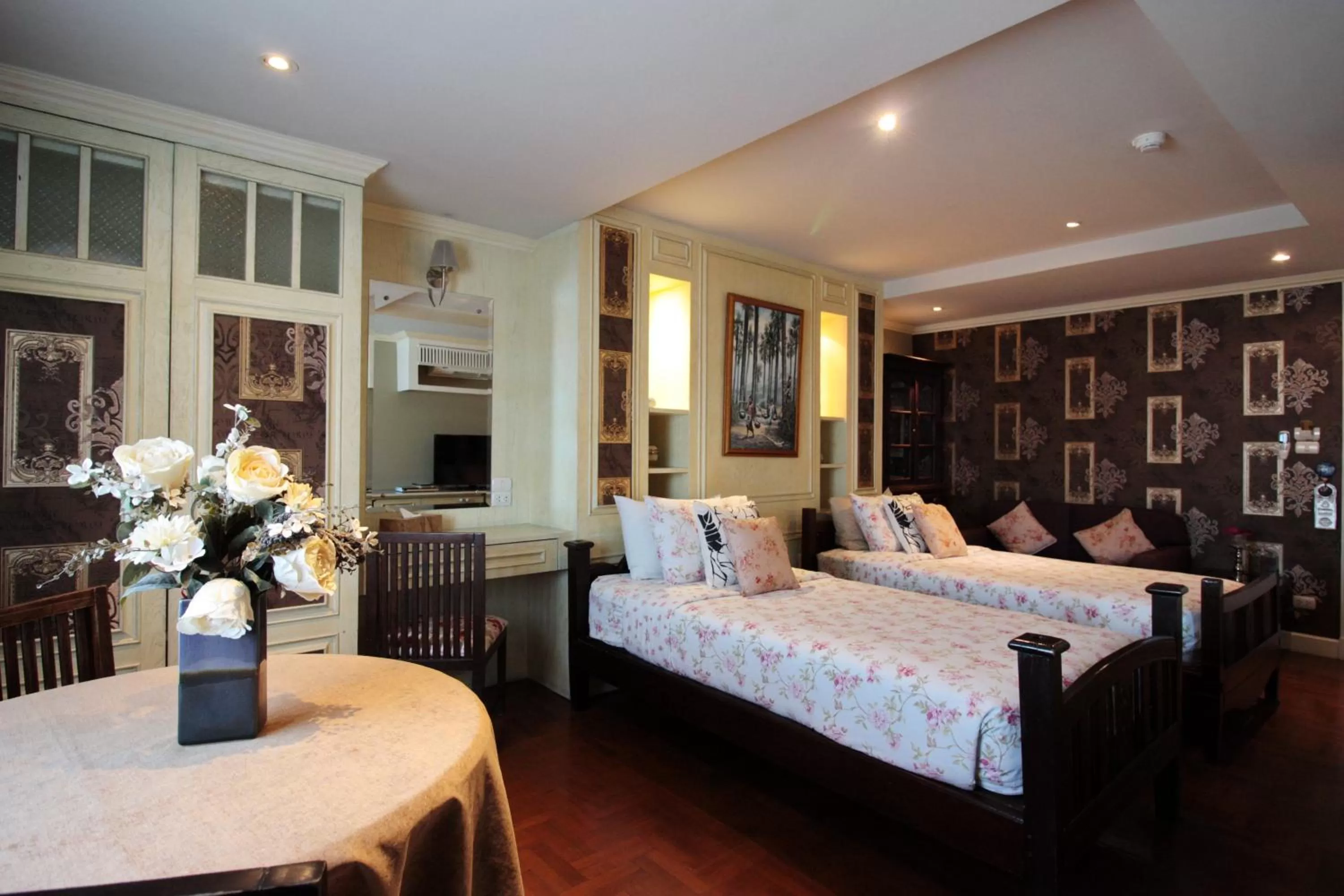 Bedroom, Bed in At Pingnakorn Nimman Hotel