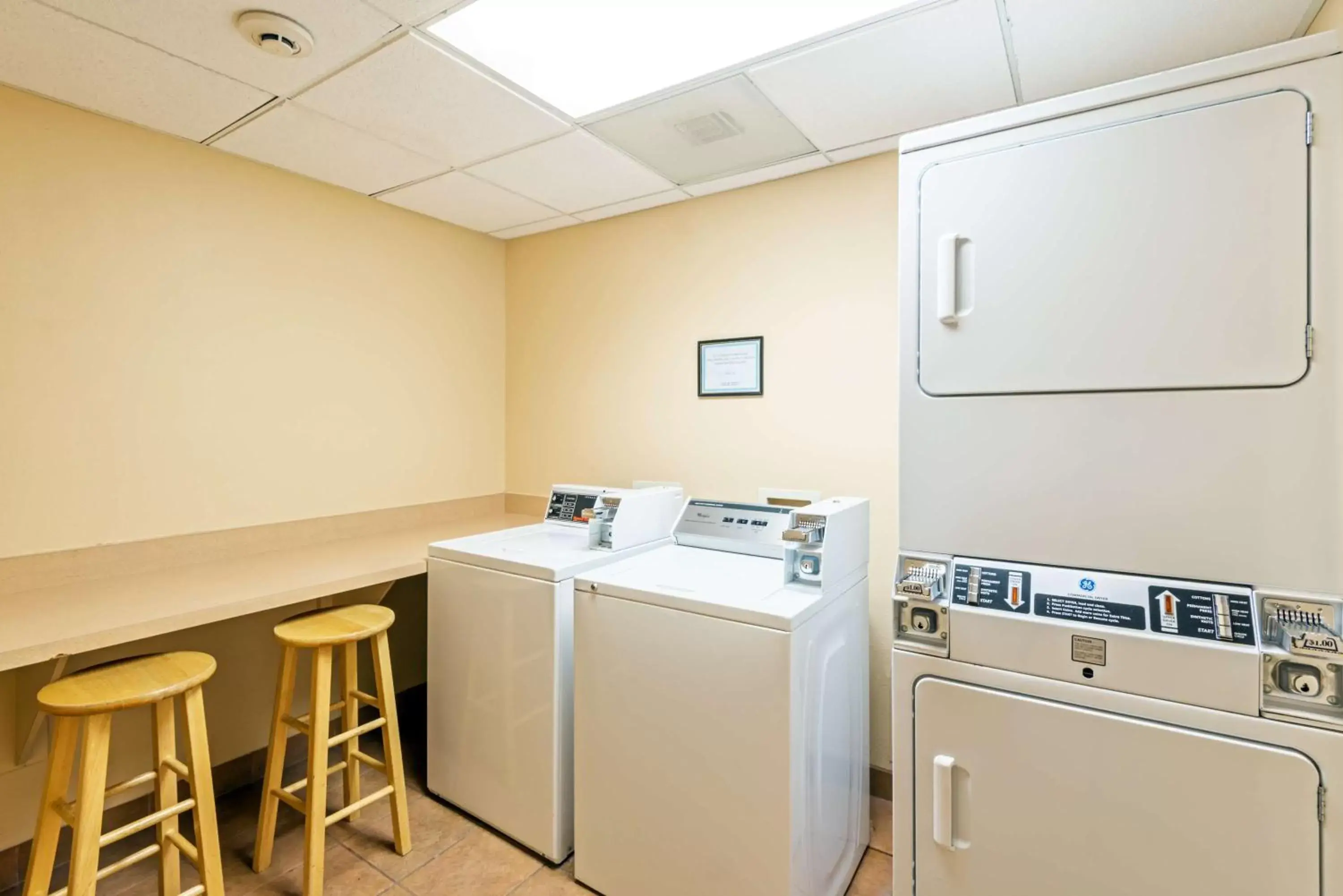 Sports, Kitchen/Kitchenette in Homewood Suites by Hilton San Francisco Airport North California