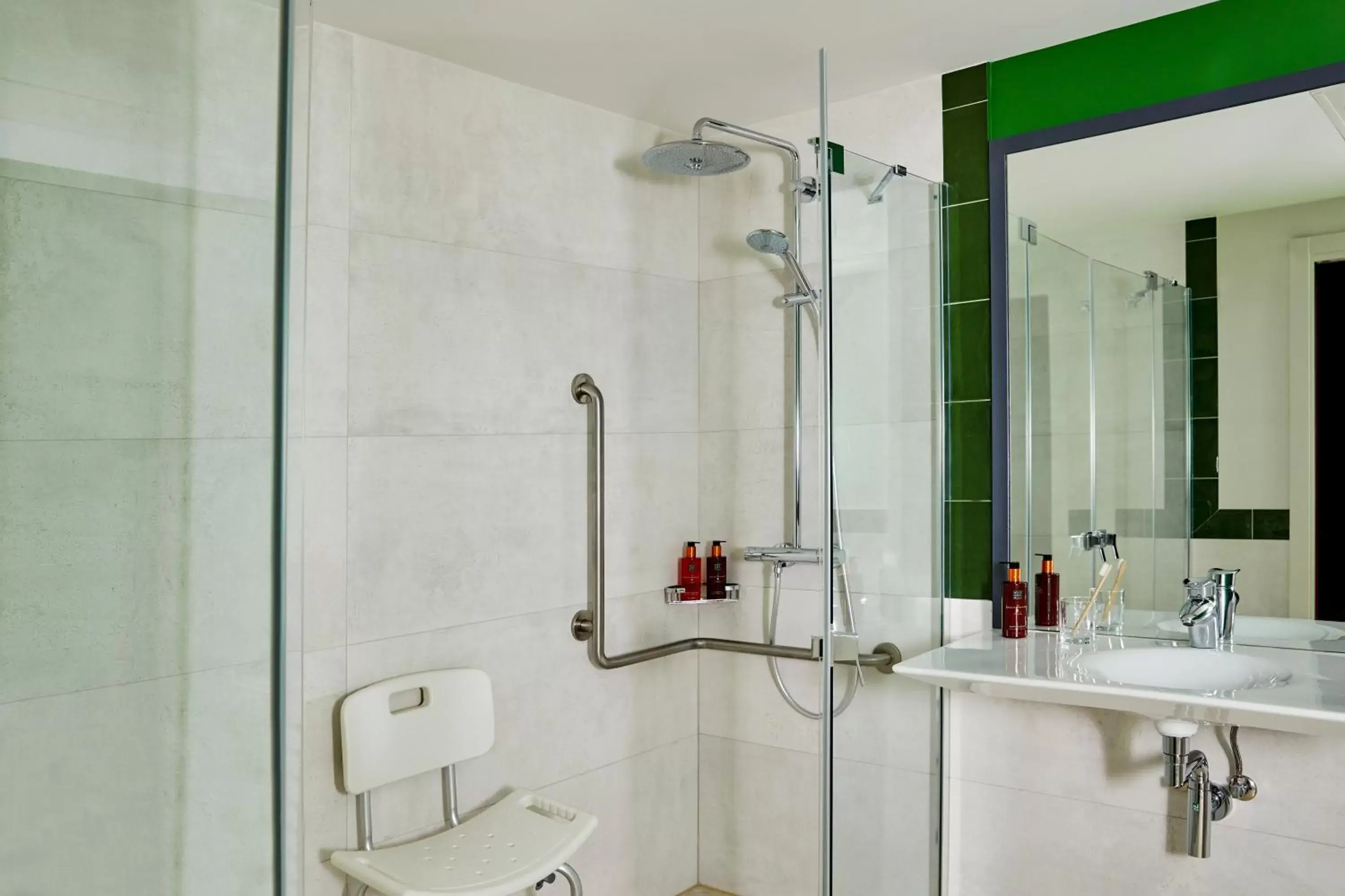 Bathroom in Hotel Indigo Madrid - Princesa, an IHG Hotel