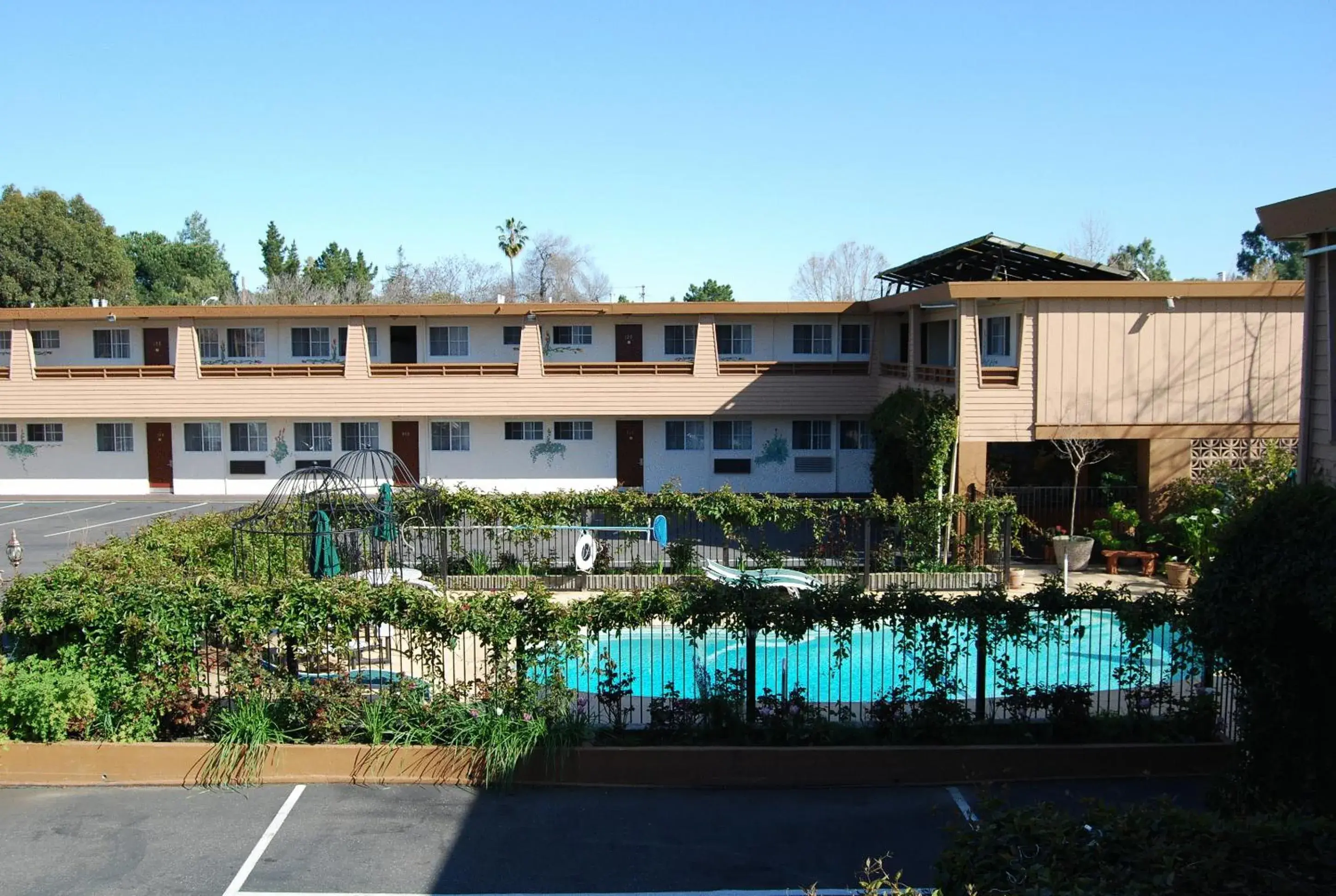 Property Building in Stanford Motor Inn