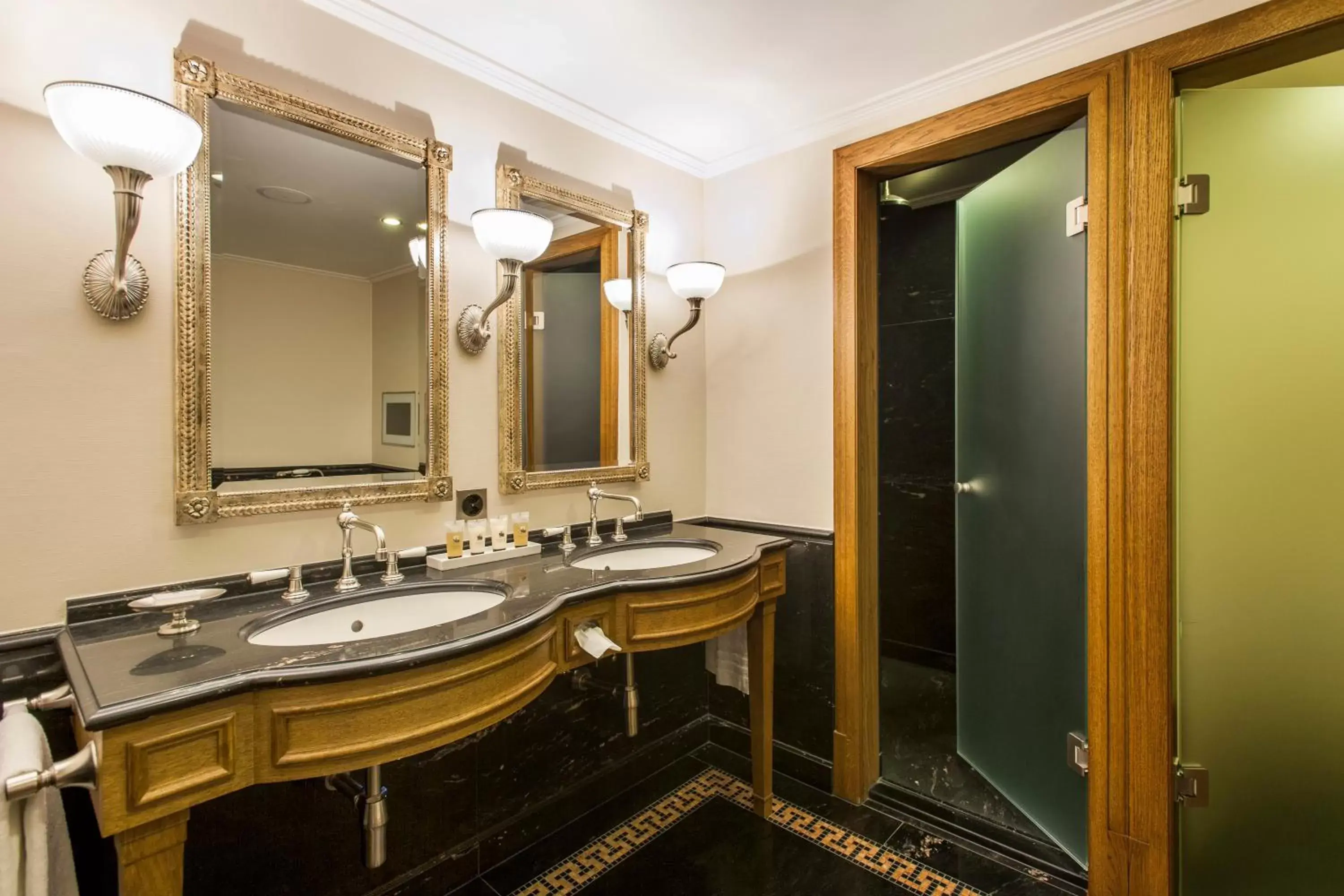 Shower, Bathroom in Grand Hotel LES TROIS ROIS