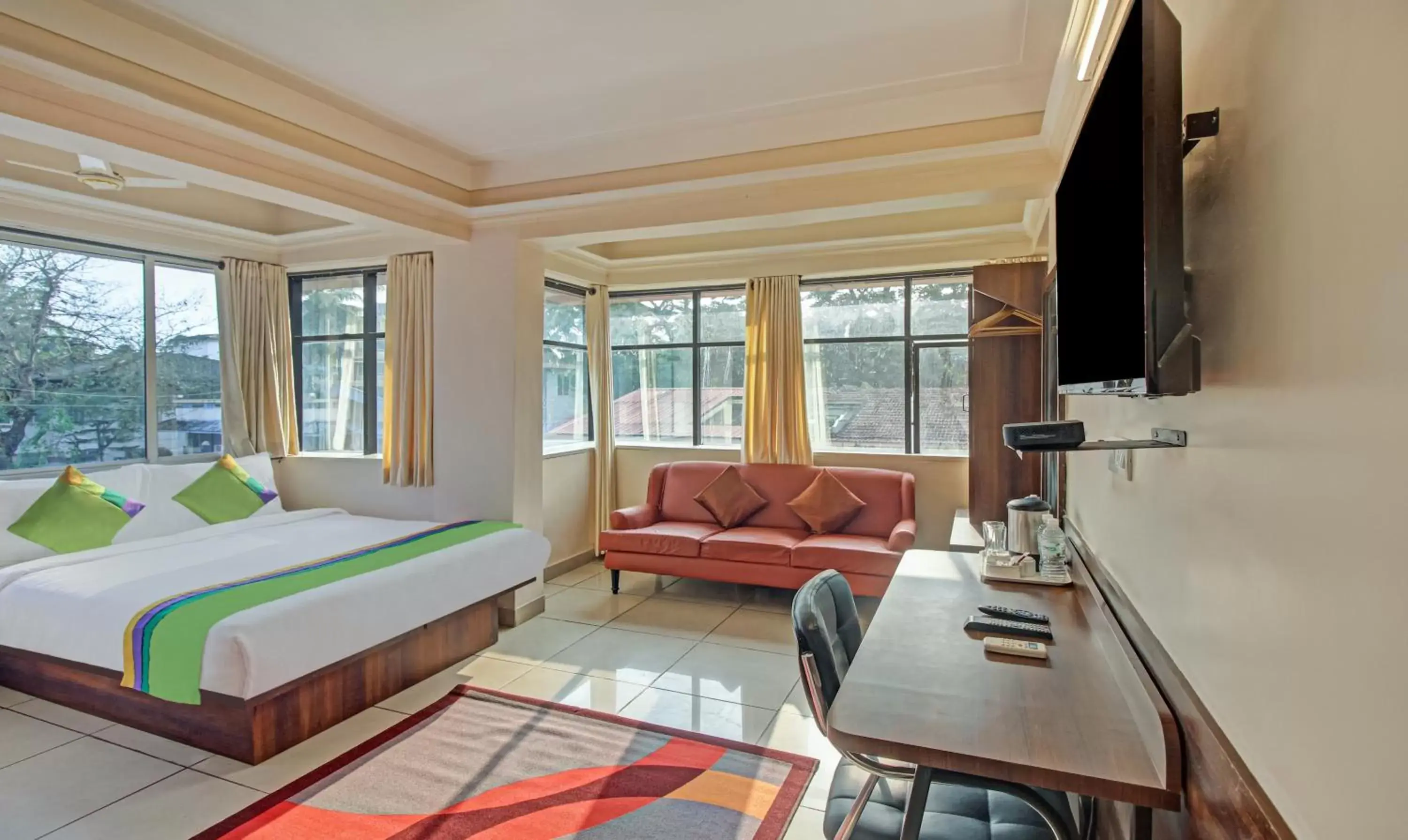 Bedroom, Bed in Treebo Sunheads Bedroom, Bed in Treebo Sunheads