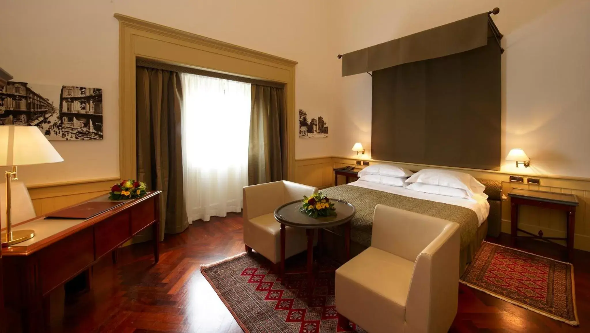 Bedroom in Grand Hotel Piazza Borsa