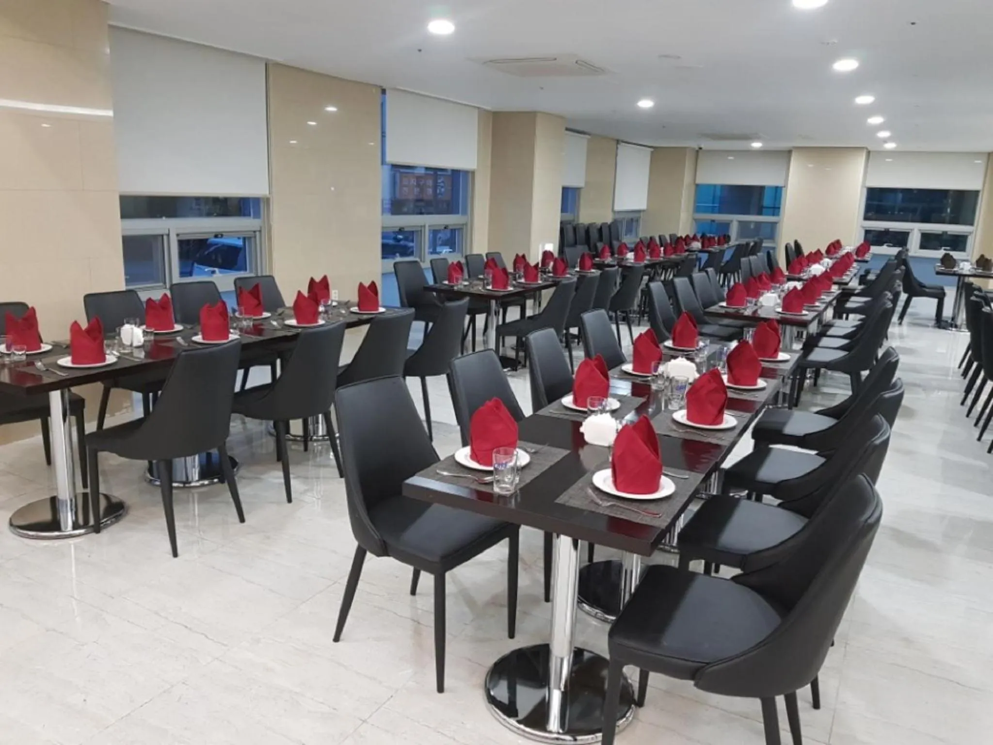 Ramada by Wyndham Jeju City Hall