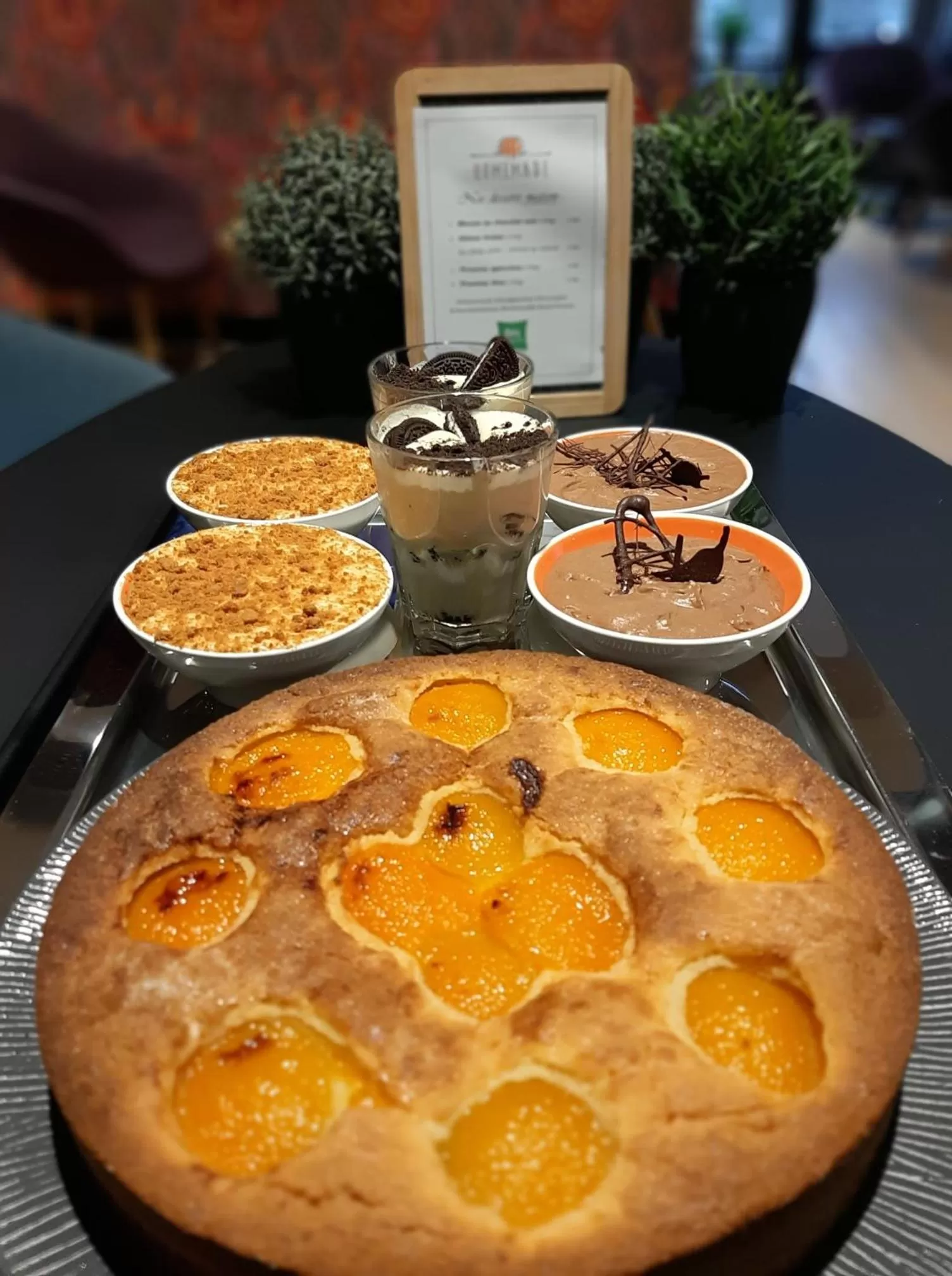 Restaurant/places to eat in ibis Styles Dinan Centre Ville