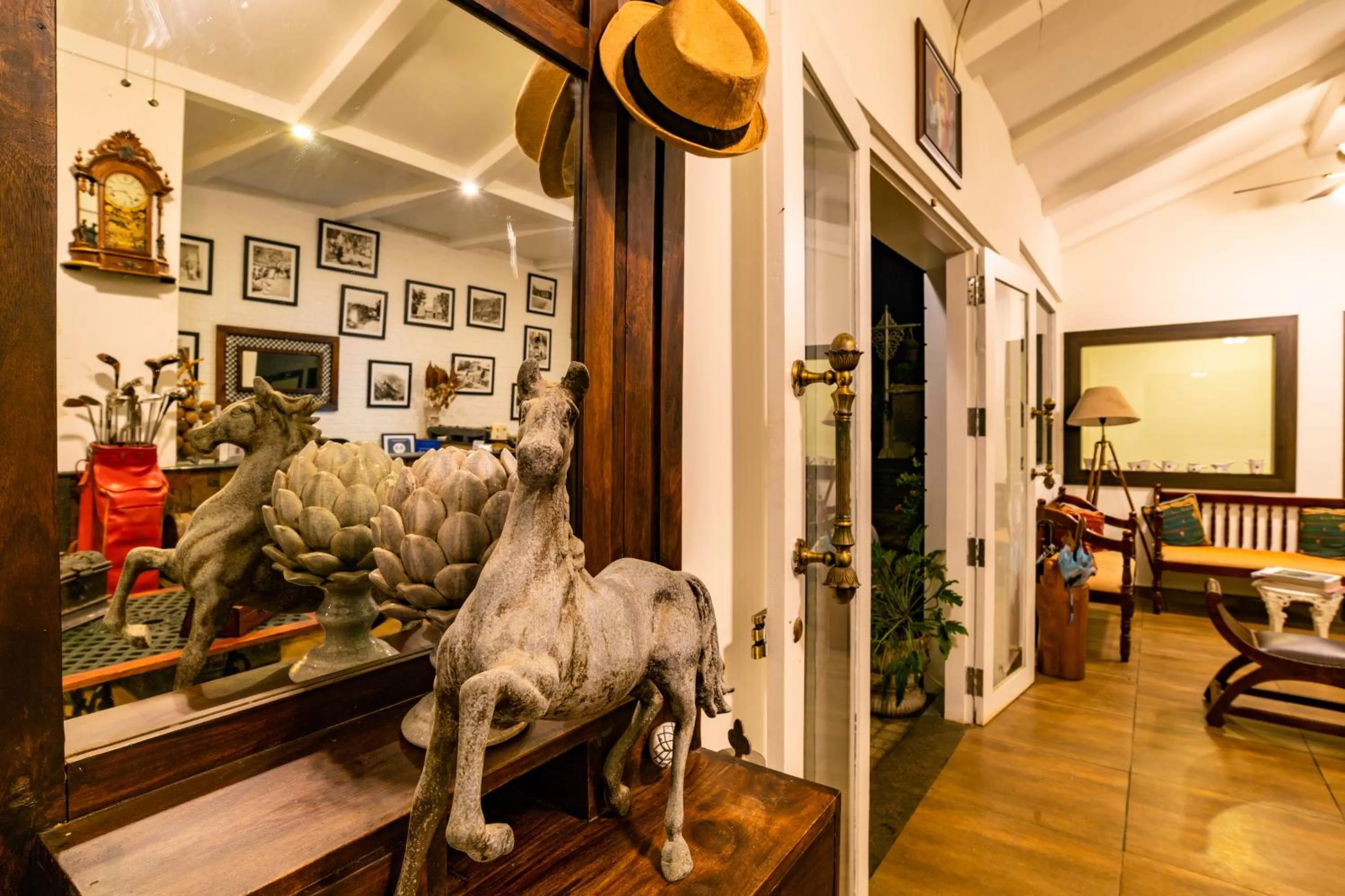 Lobby or reception in Tea Harvester