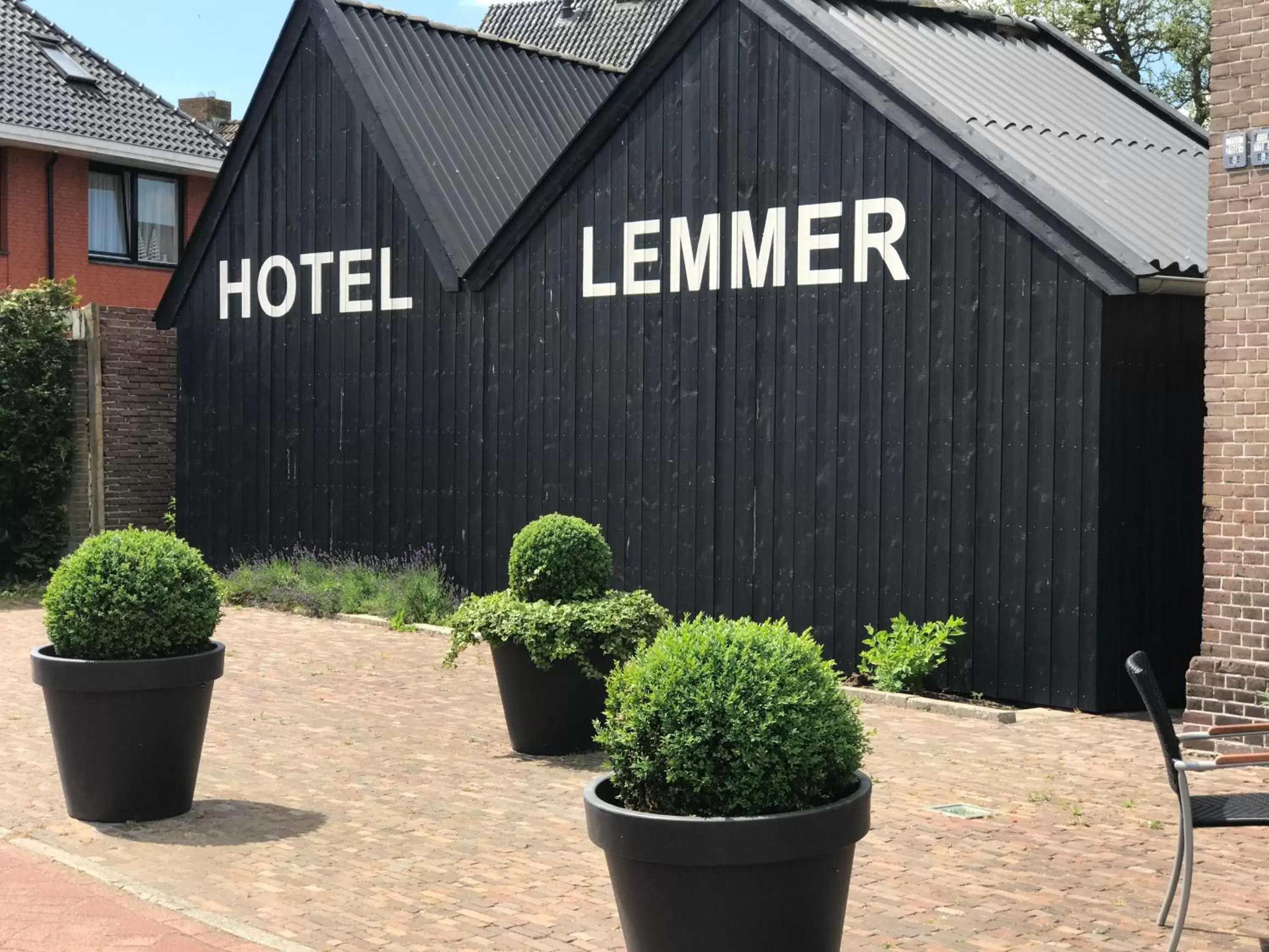 Property Building in Hotel Lemmer