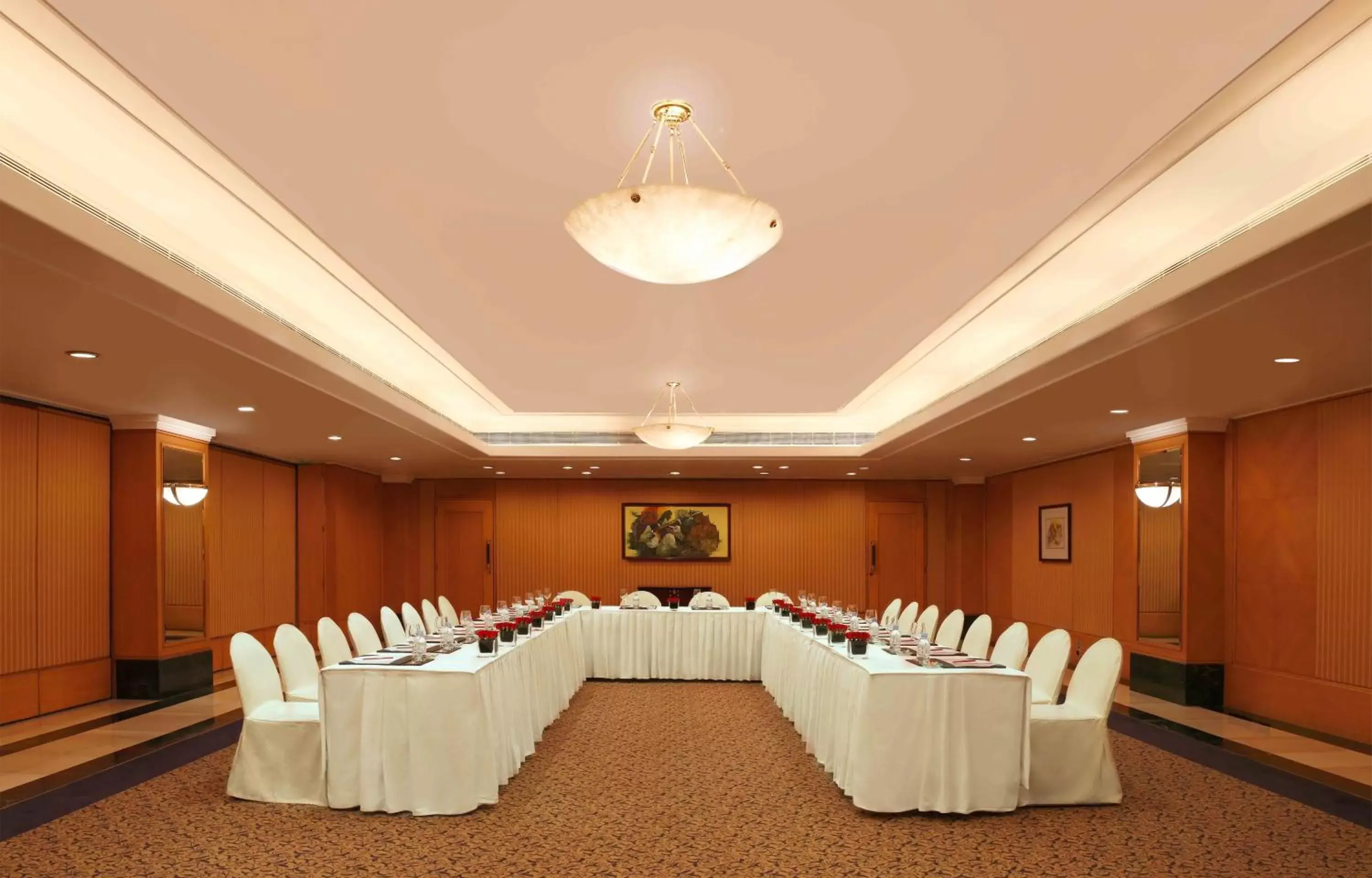 Business facilities in Trident Nariman Point