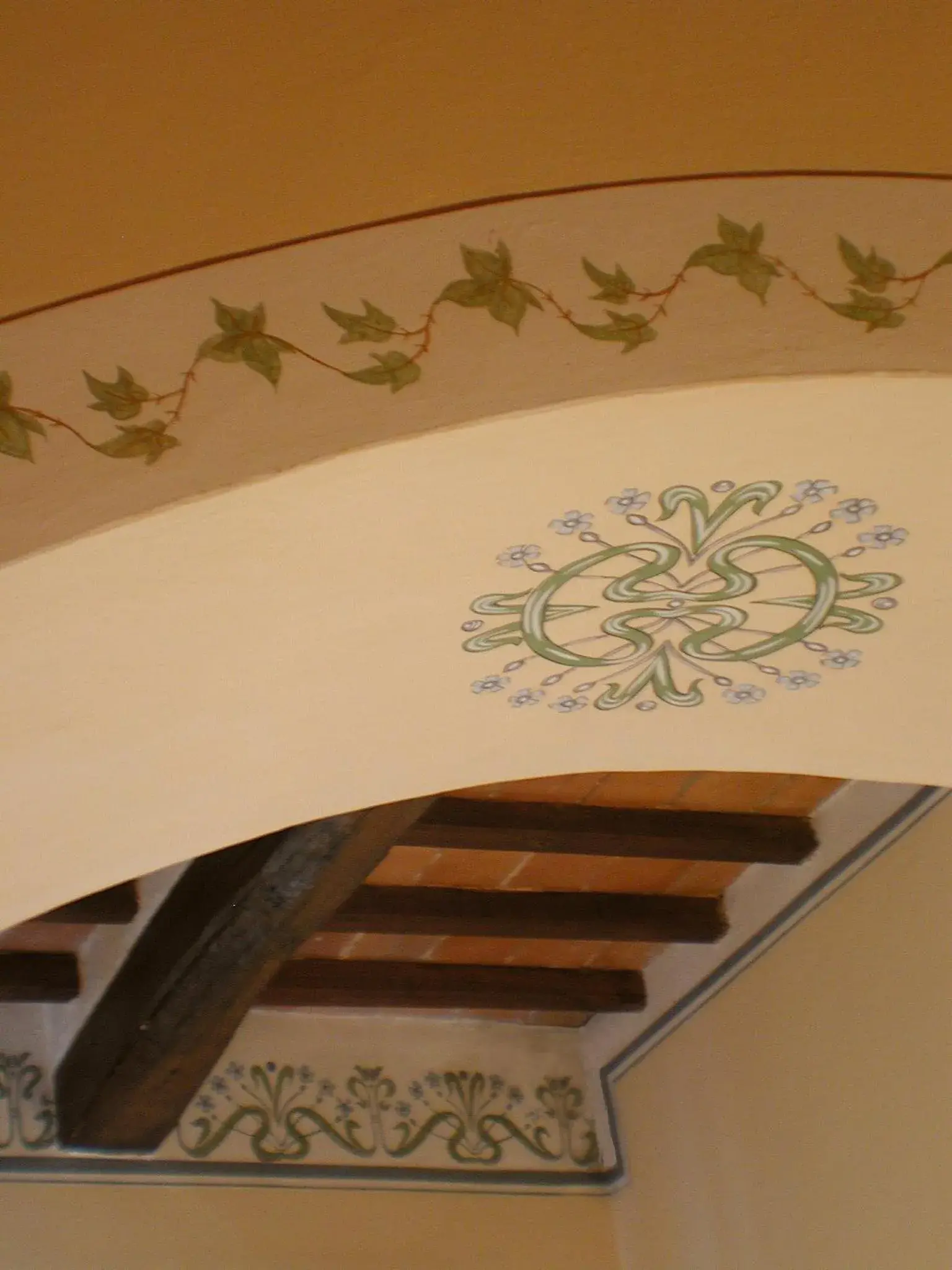 Decorative detail in Albergo Il Giglio