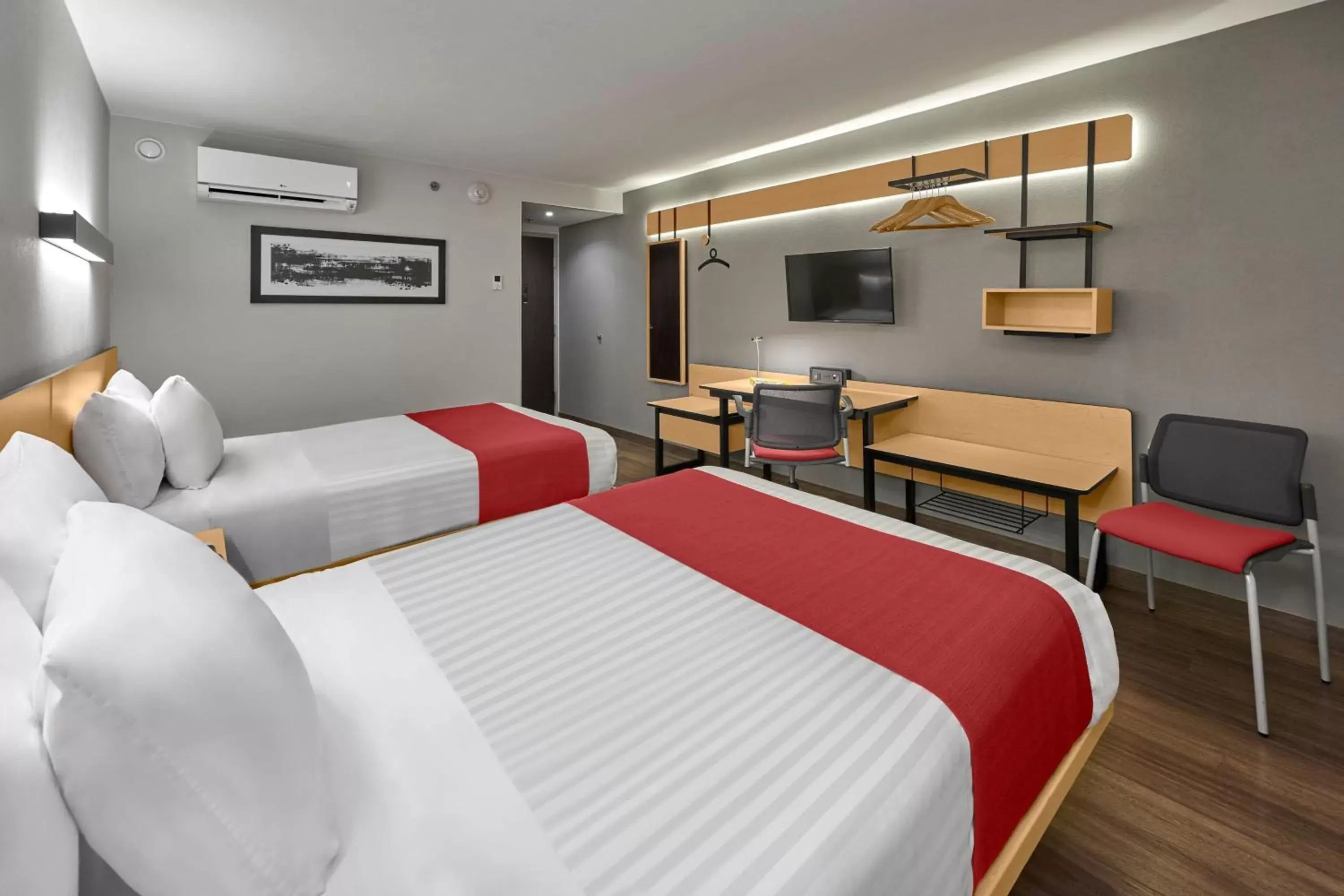Photo of the whole room, Bed in City Express by Marriott Monterrey Aeropuerto