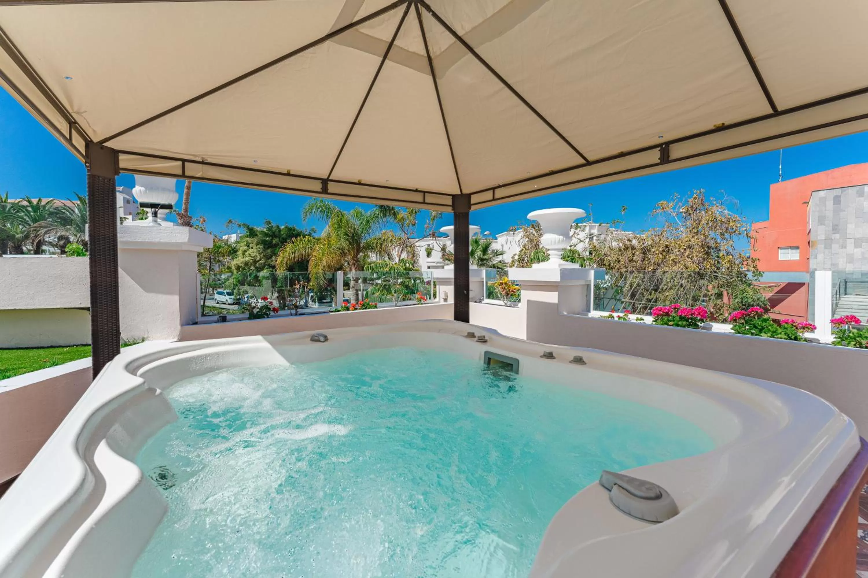 Balcony/Terrace in Flamingo Suites Boutique Hotel