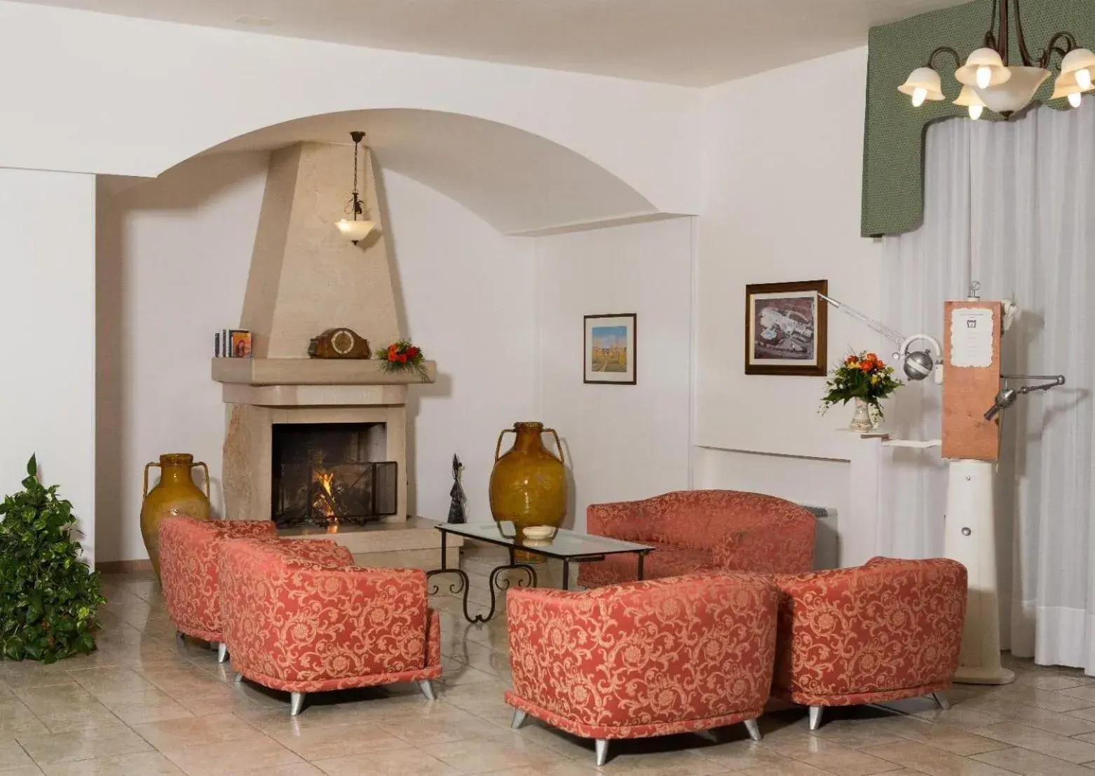 Lobby or reception, Seating Area in Hotel Ramapendula