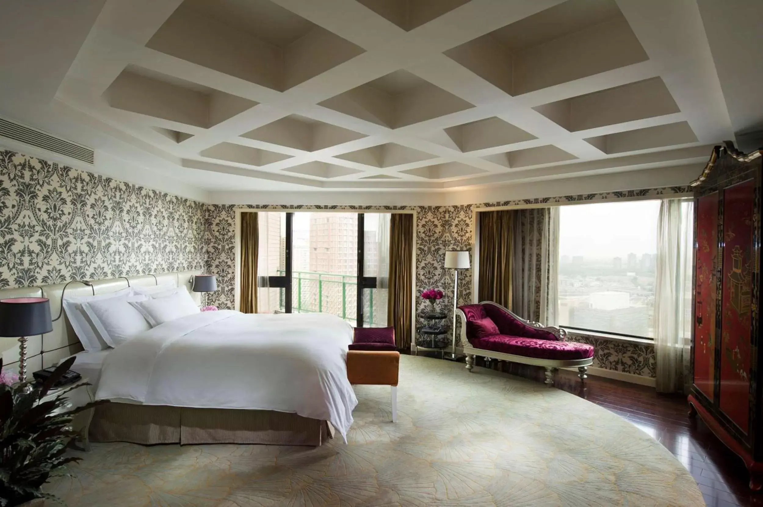 Living room in Hilton Beijing Hotel