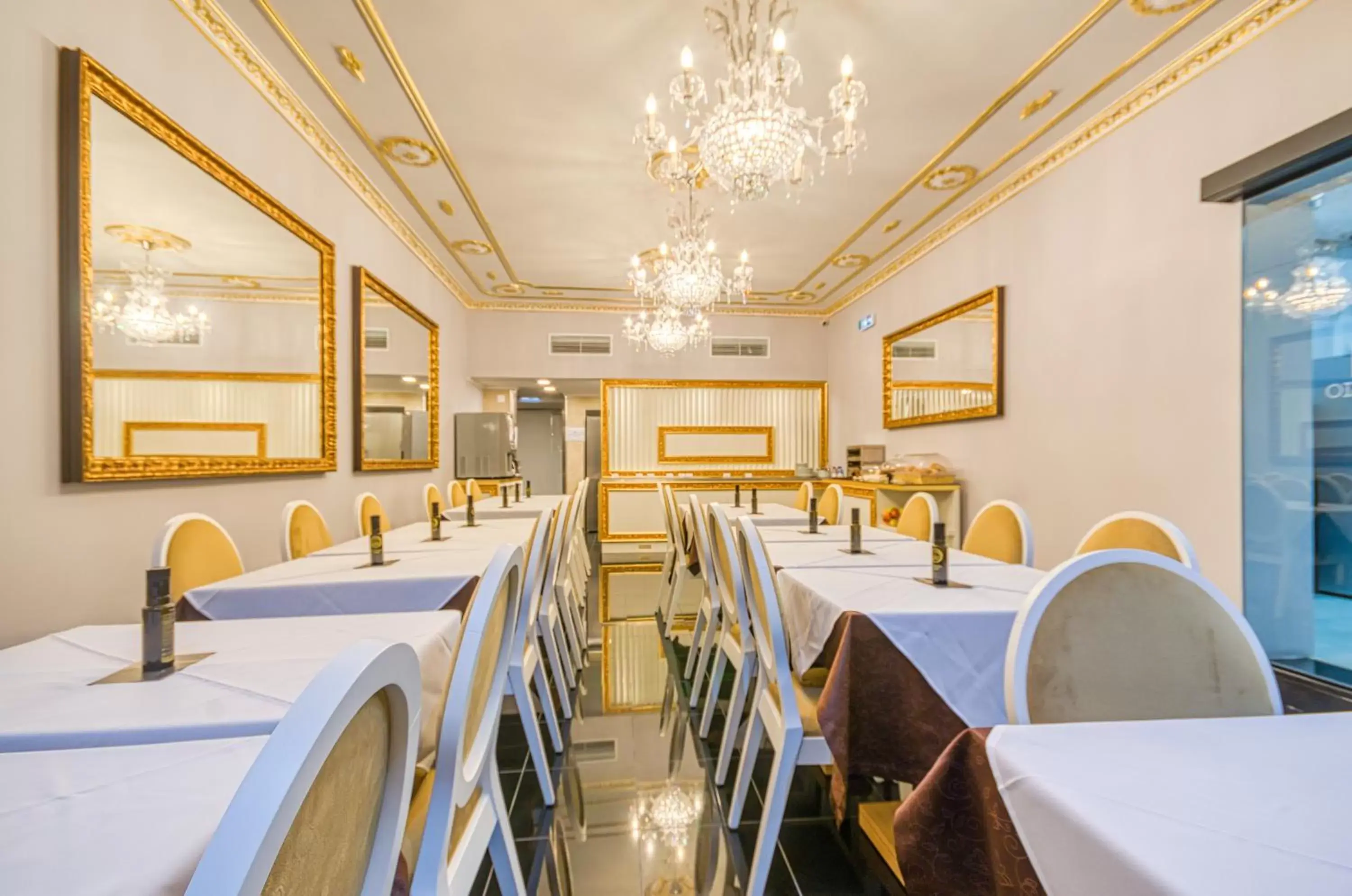 Restaurant/places to eat in Hotel LX Rossio