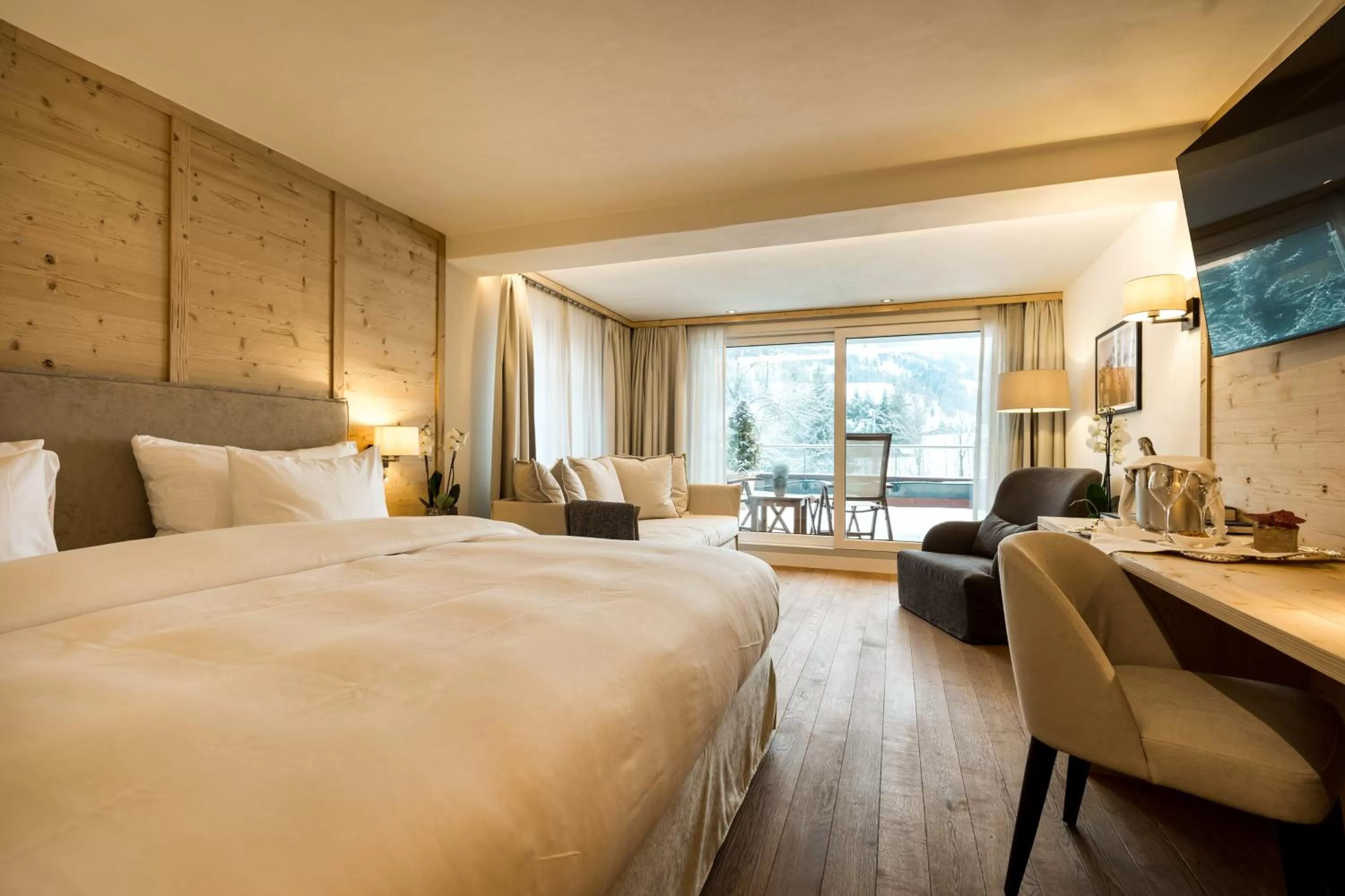 Bedroom, Bed in ERMITAGE Wellness- & Spa-Hotel