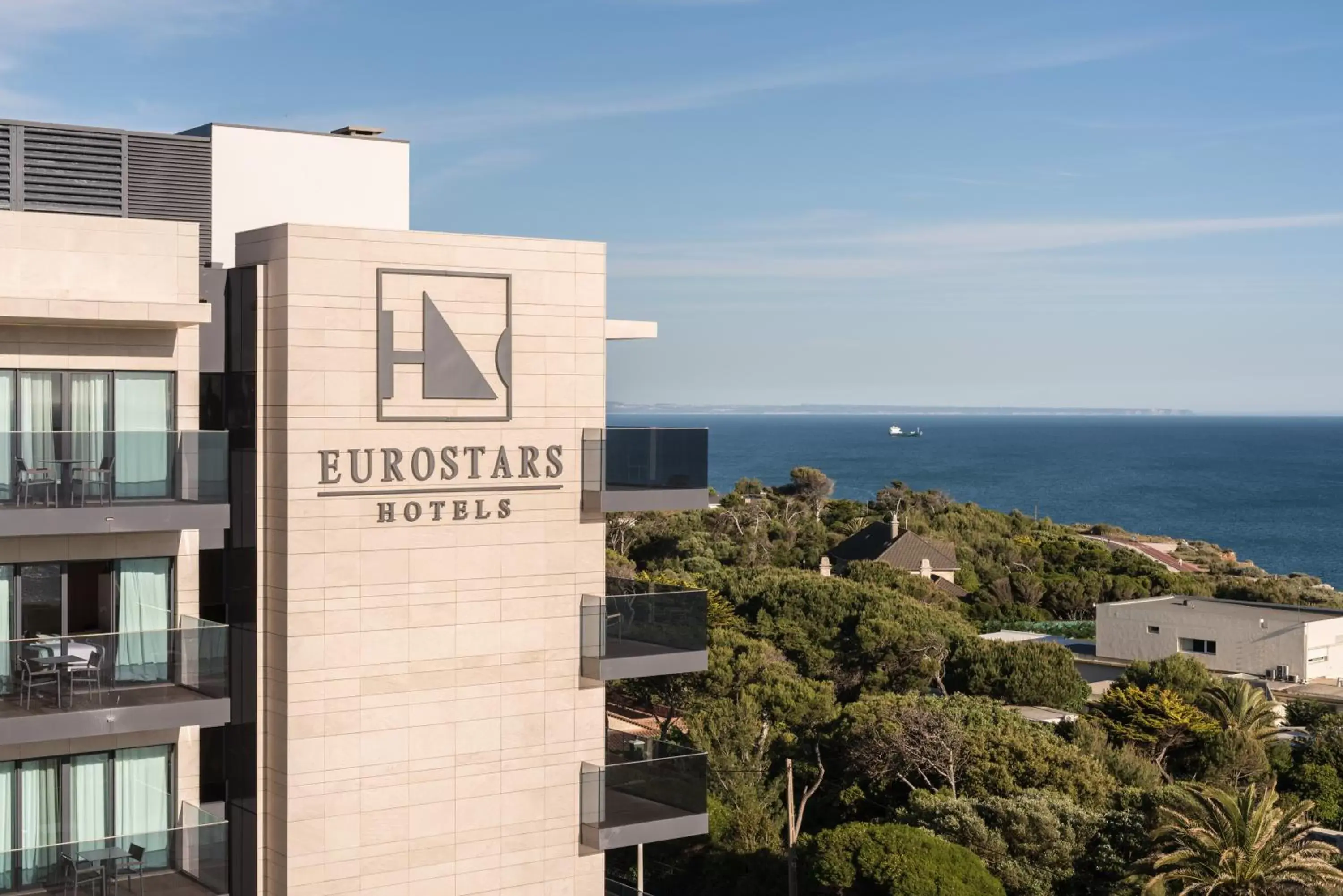 Facade/entrance in Eurostars Cascais