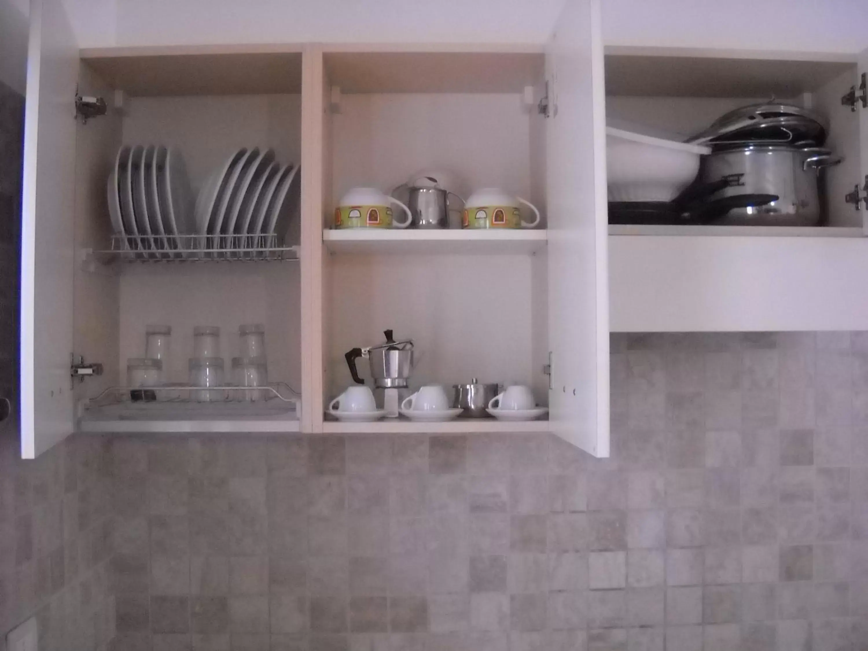 Coffee/tea facilities, Kitchen/Kitchenette in Zagare Residence