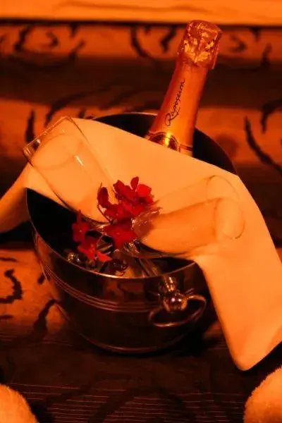 Deluxe Double or Twin Room with Spa Bath in Hotel Rural Alves - BRAGA - Casa Alves de Torneiros Deluxe Double or Twin Room with Spa Bath in Hotel Rural Alves - BRAGA - Casa Alves de Torneiros