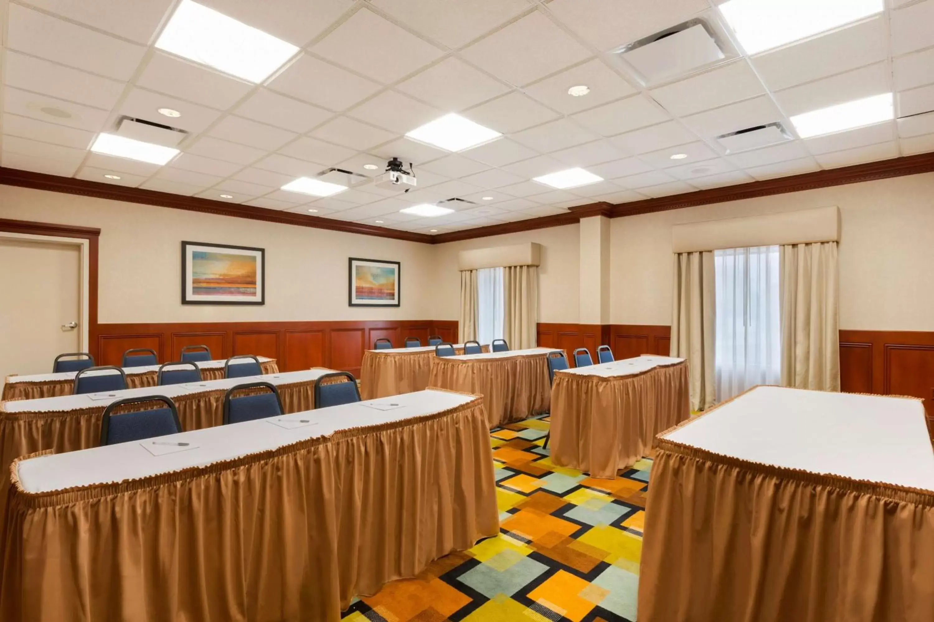 Meeting/conference room in Hampton Inn & Suites Detroit/Chesterfield