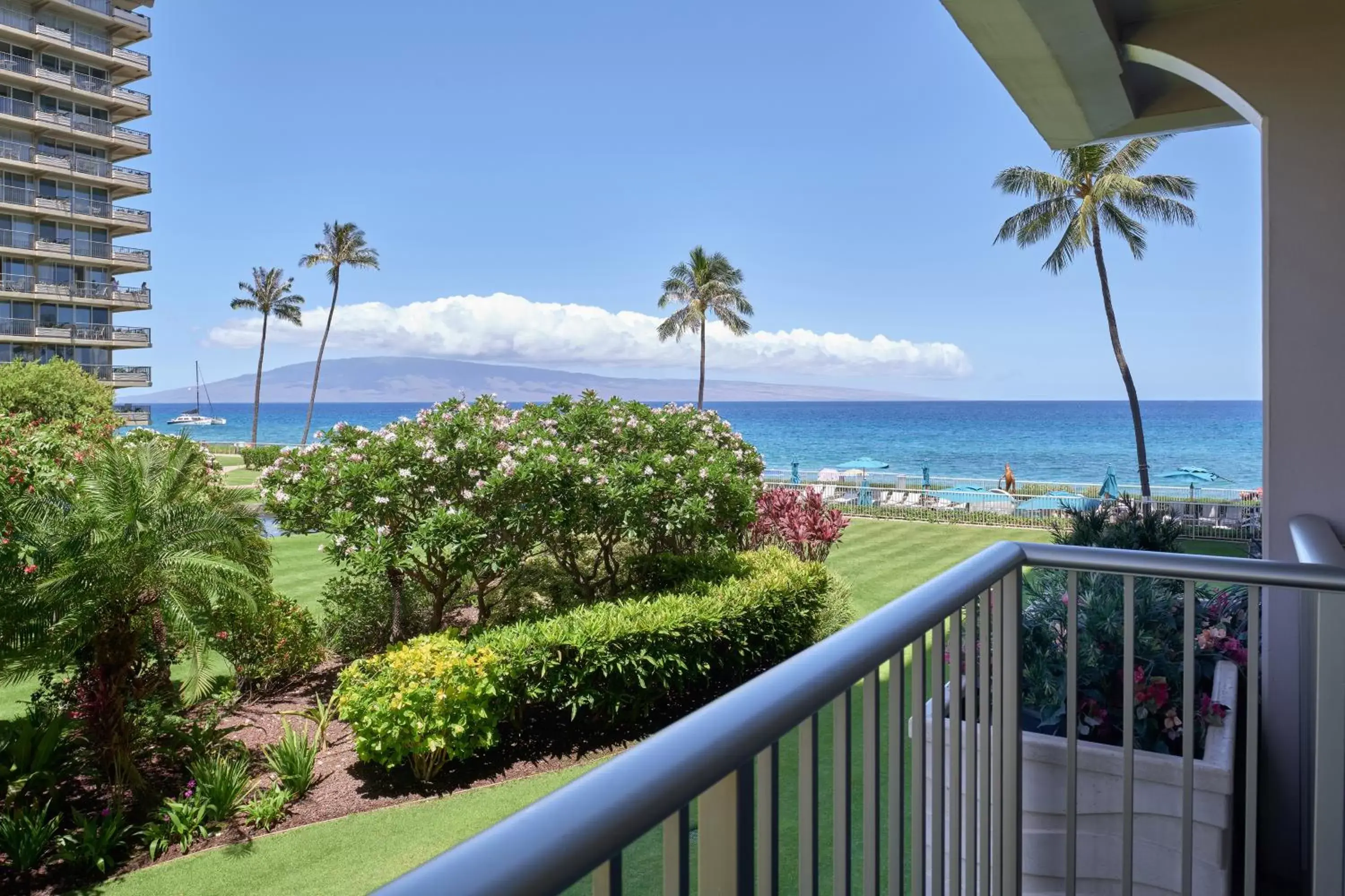 Patio in Aston at The Whaler on Kaanapali Beach