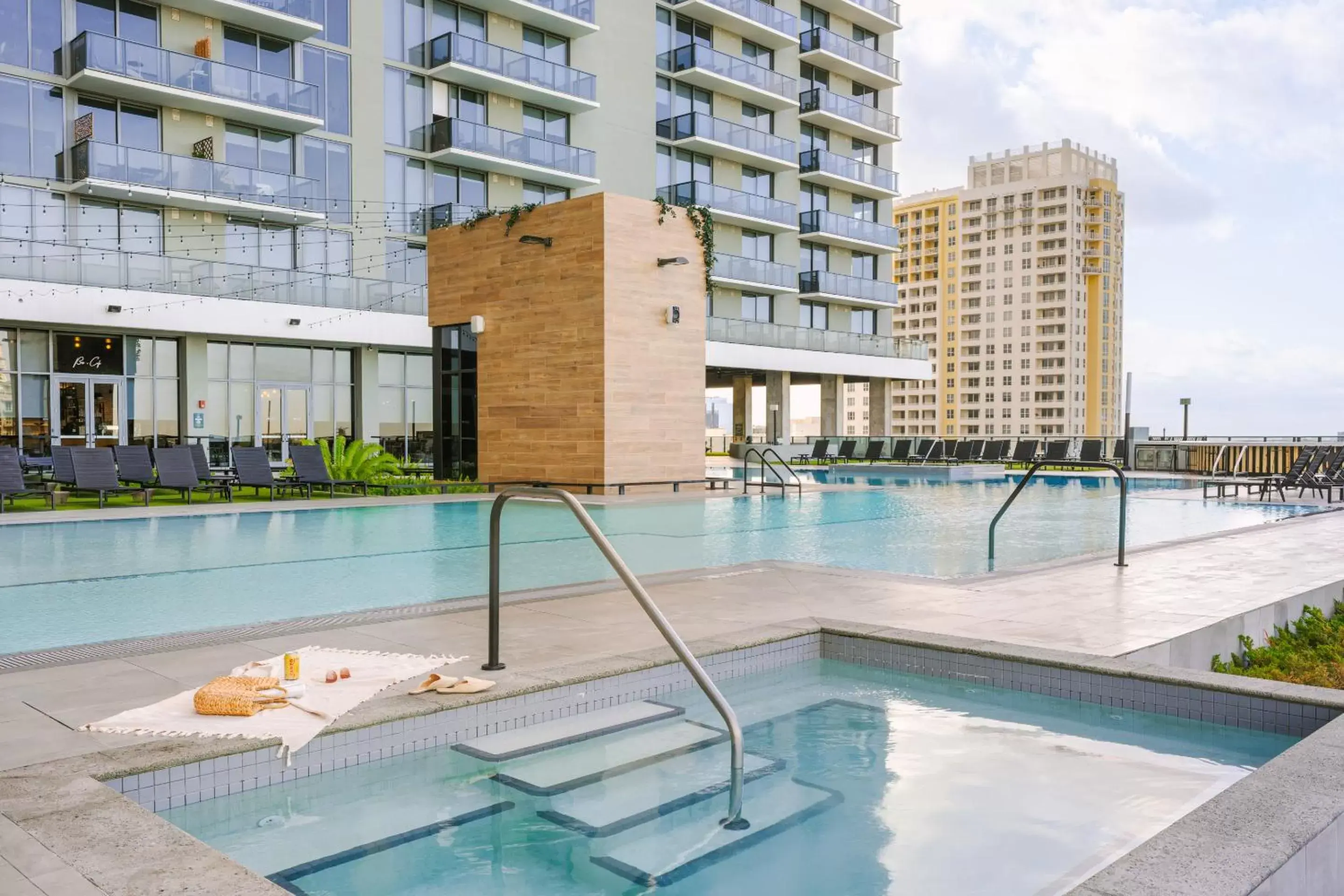 Swimming Pool in Sonder at Riverwalk